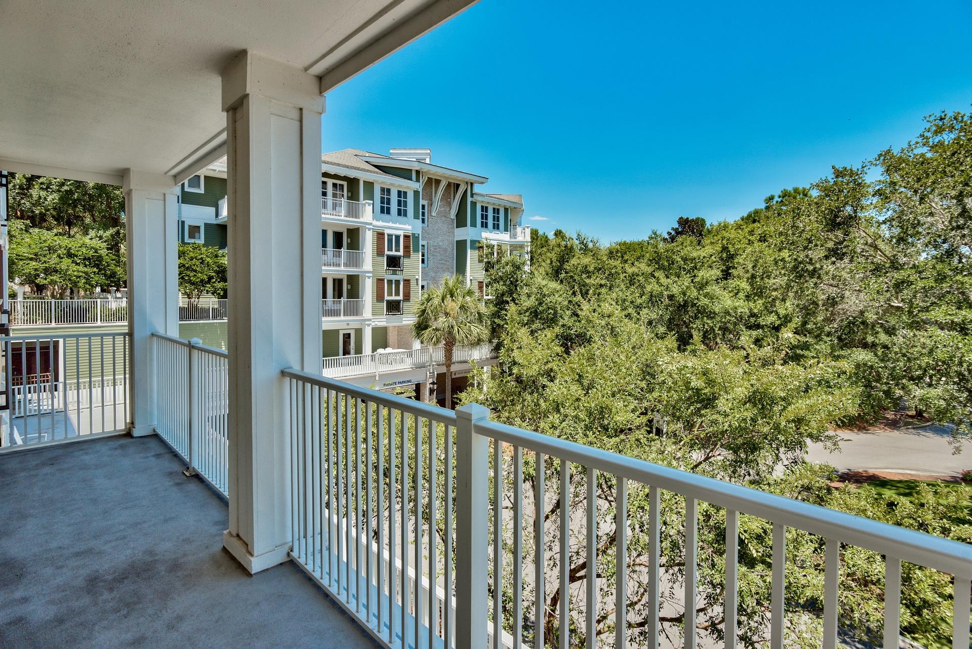 OBSERVATION POINT - Residential