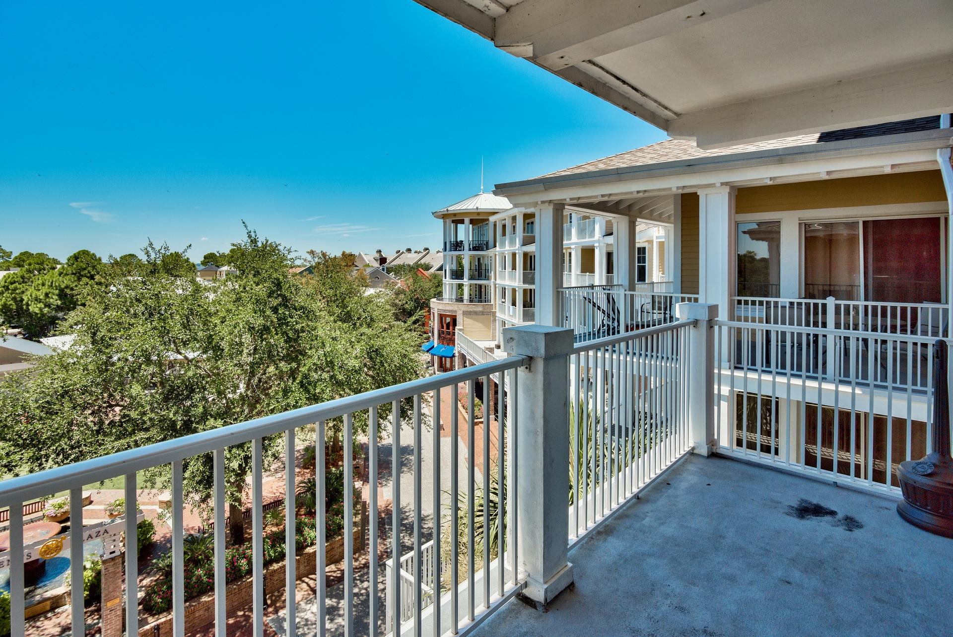 OBSERVATION POINT - Residential