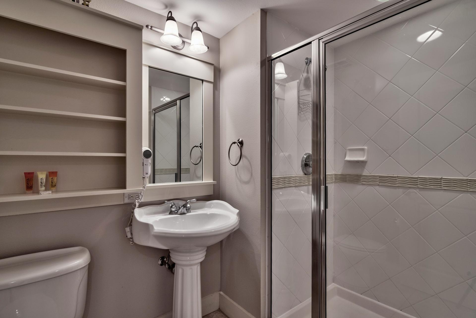 OBSERVATION POINT - Residential