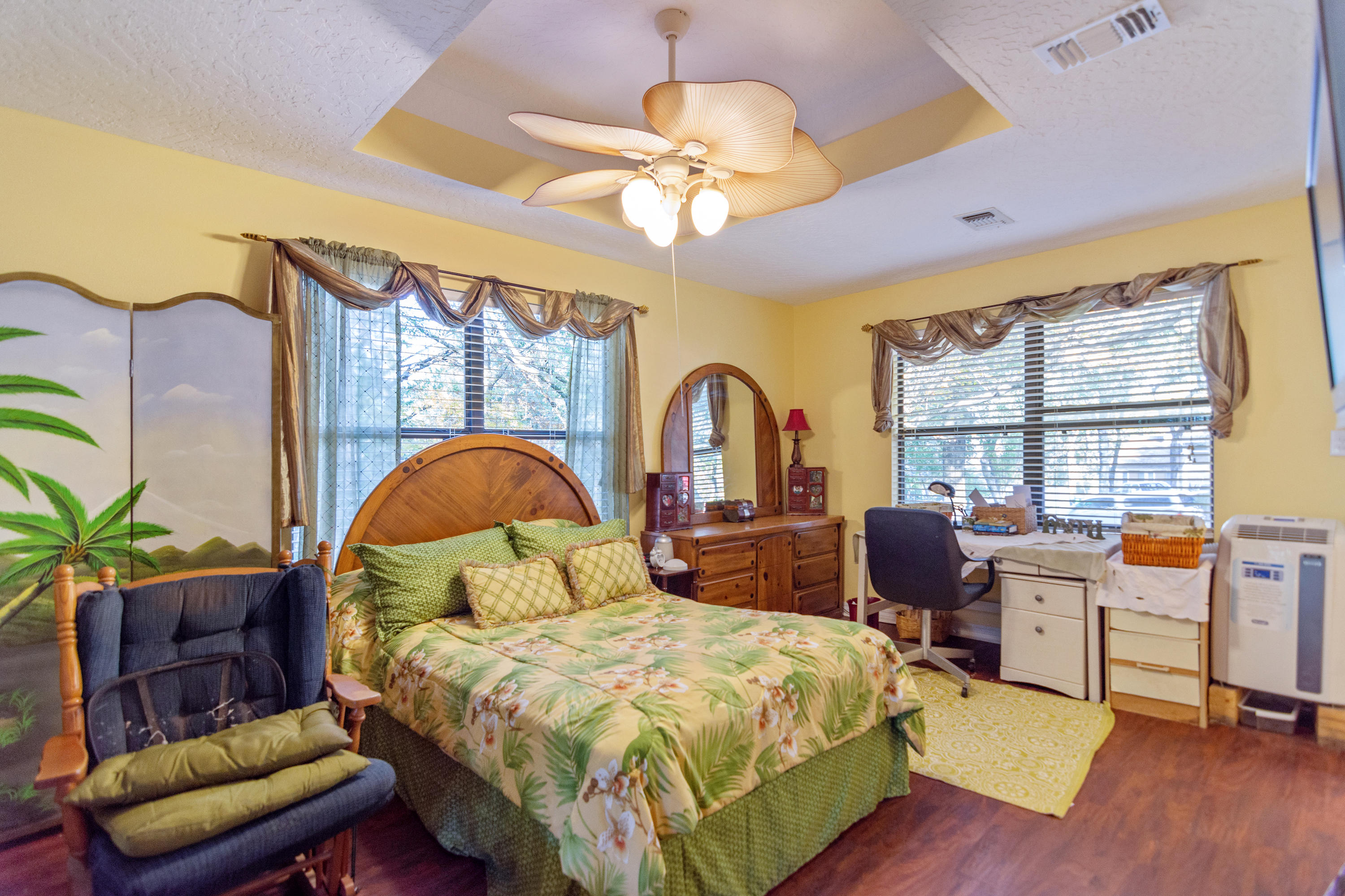 BAYWOOD ESTATES - Residential