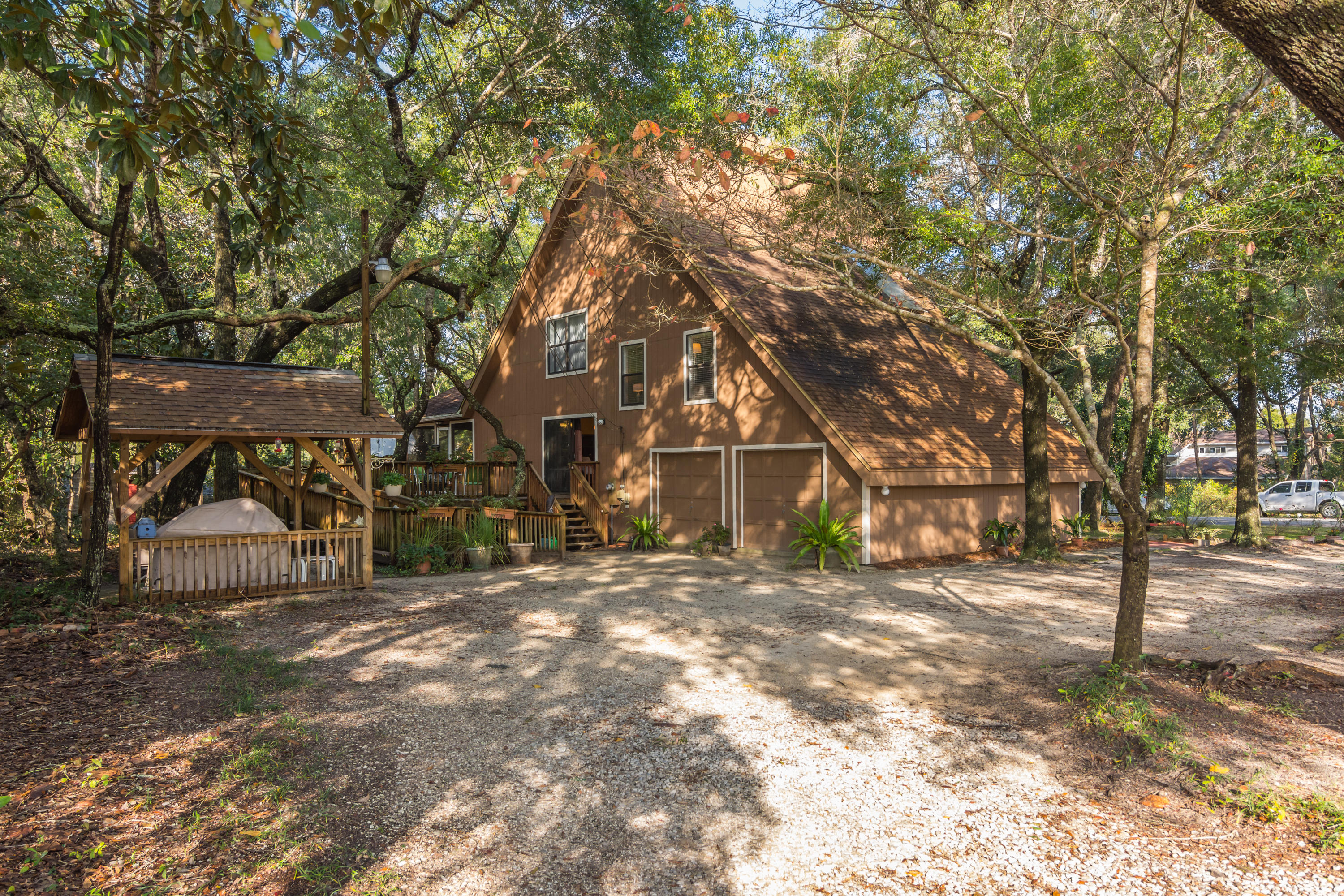 BAYWOOD ESTATES - Residential