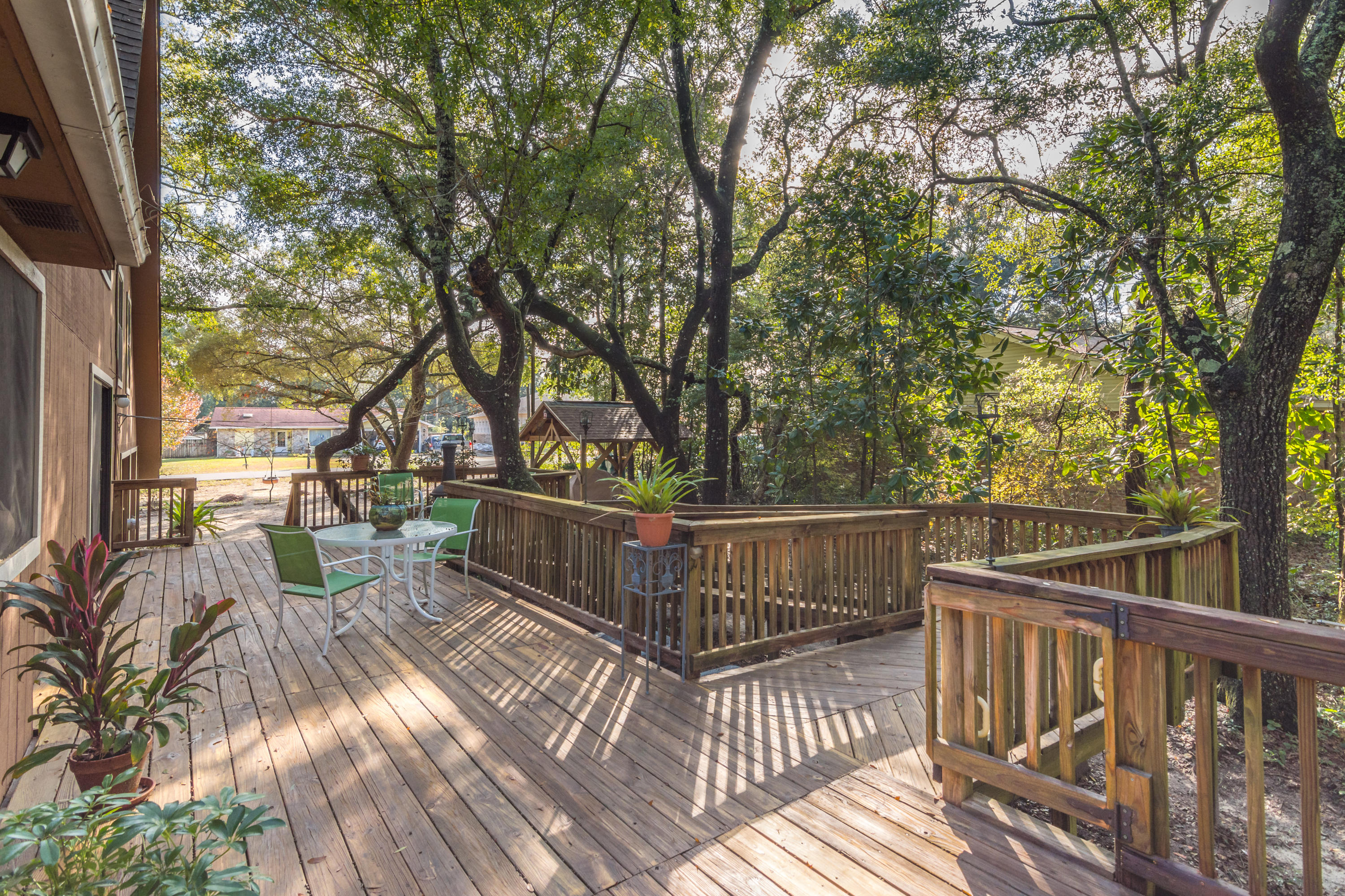 BAYWOOD ESTATES - Residential