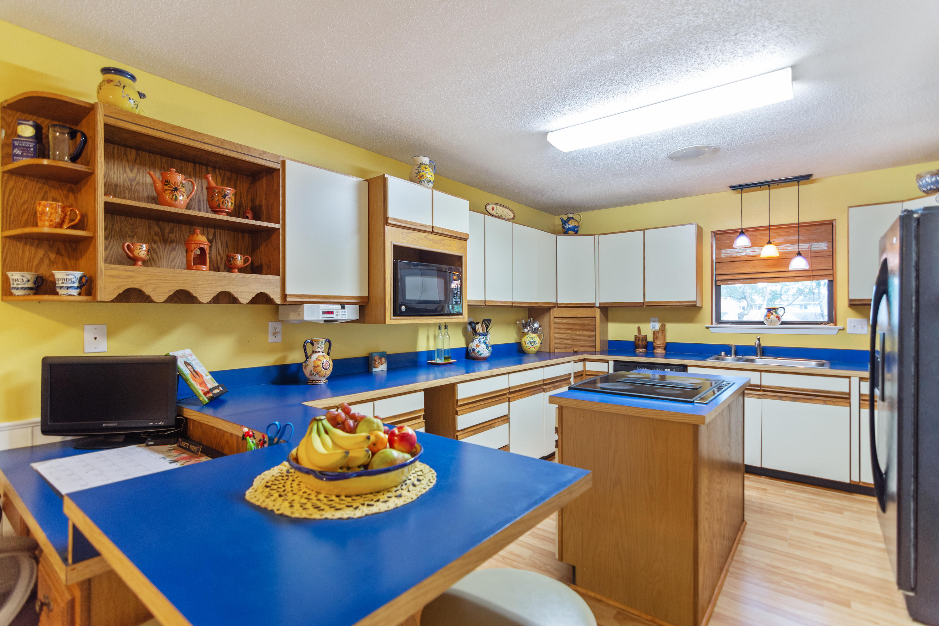 BAYWOOD ESTATES - Residential