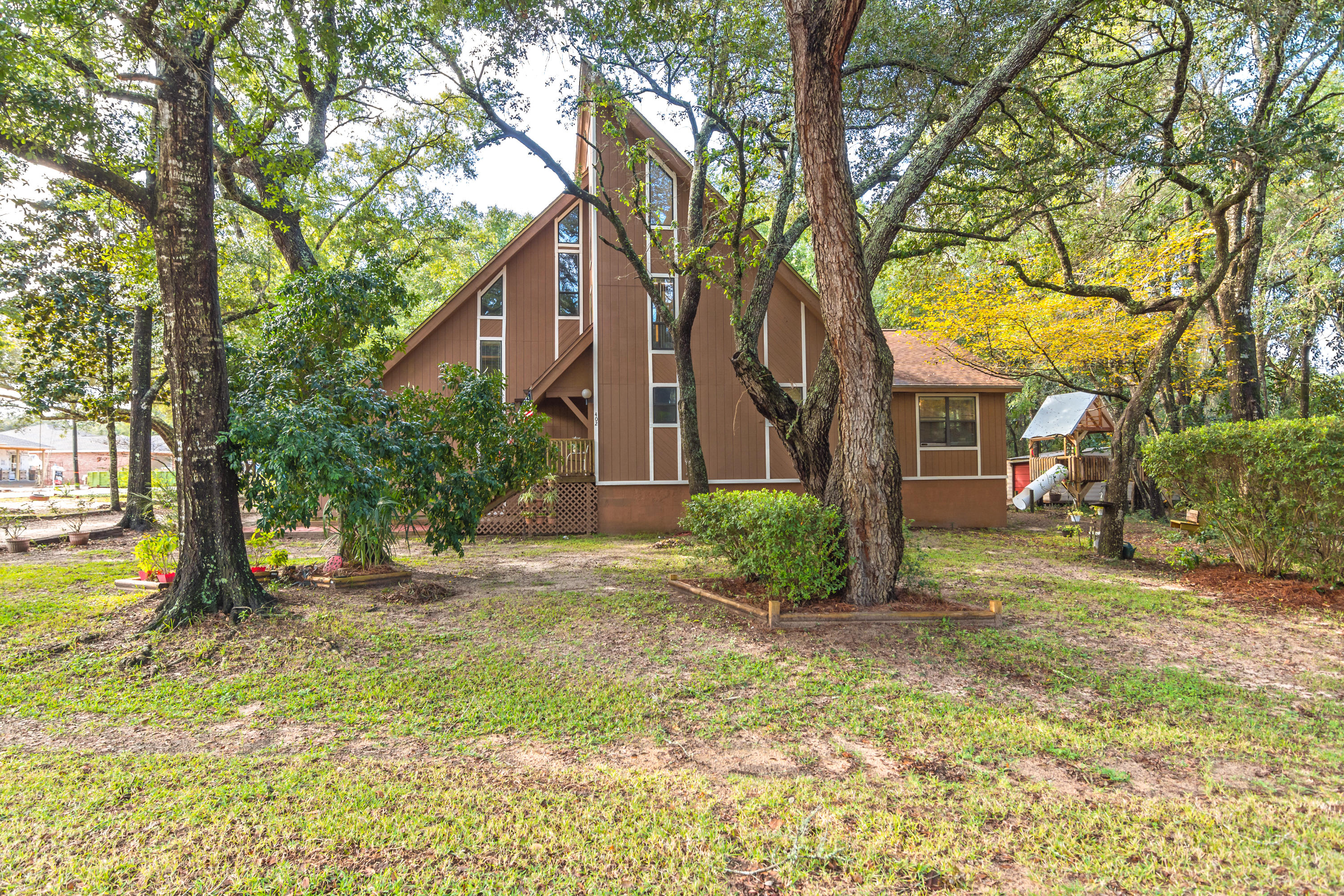 BAYWOOD ESTATES - Residential