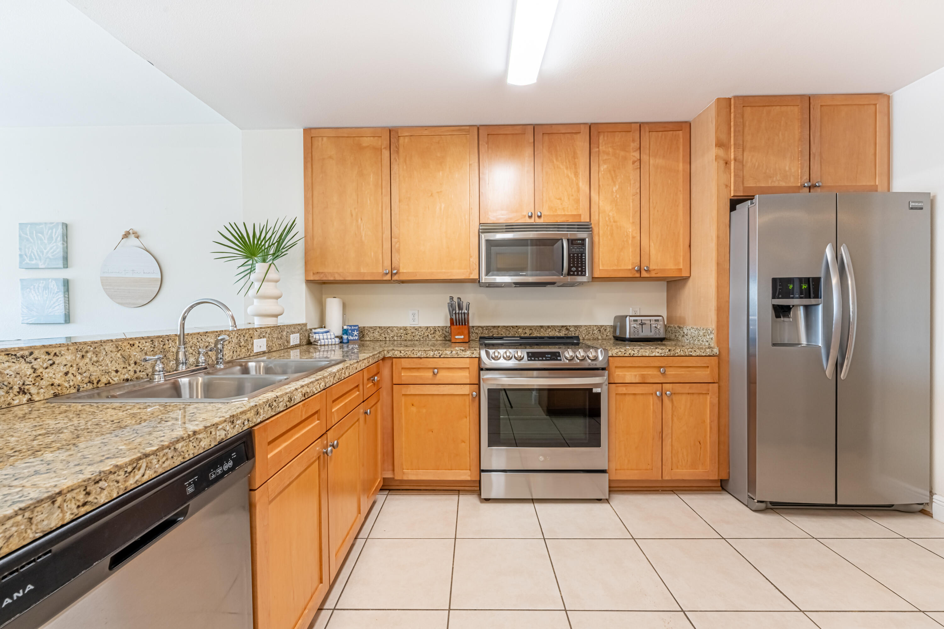 CASSINE STATION - Residential Lease
