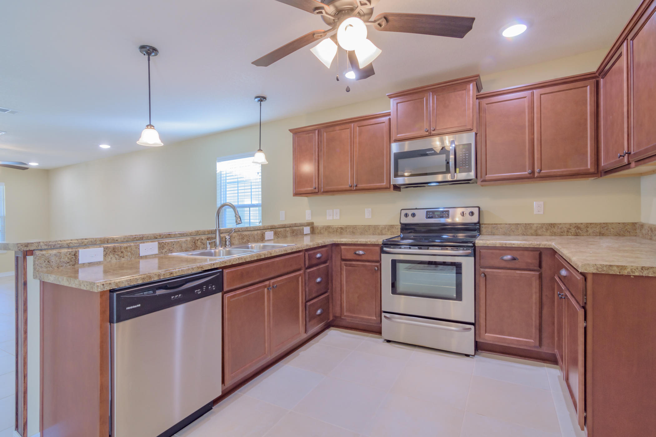 STILLWELL SOUTH - Residential