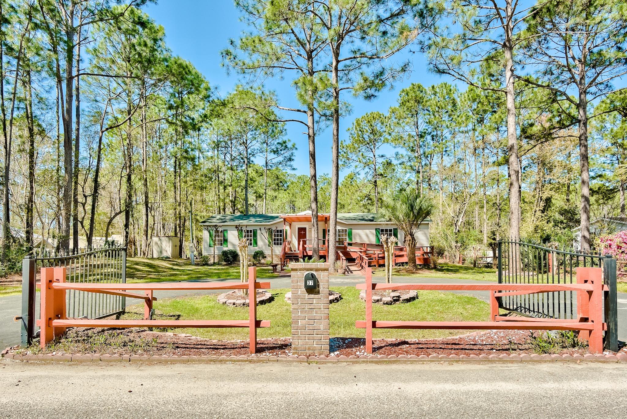 HOLLY PINES ESTATES - Residential