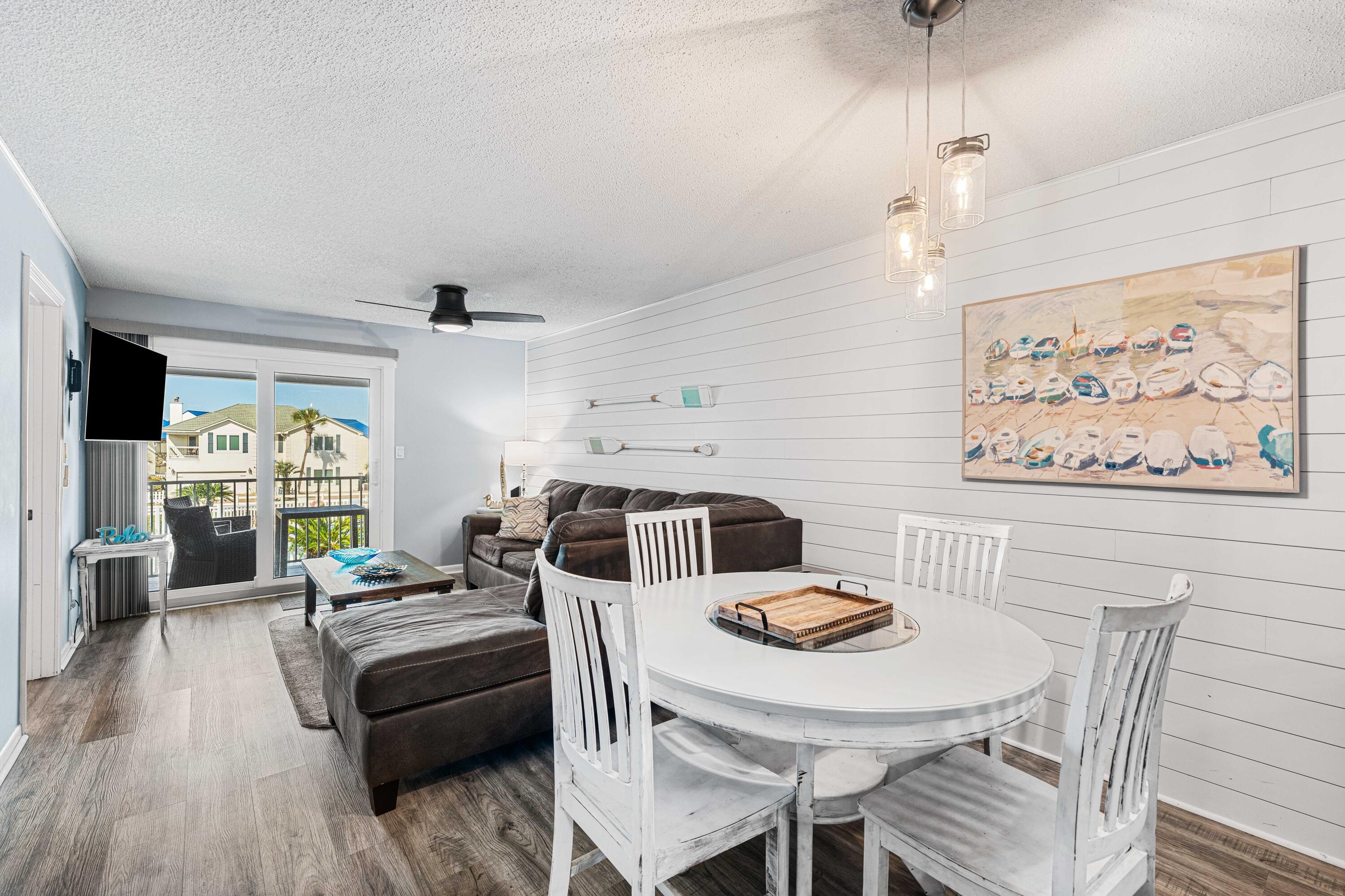 TRADEWIND CONDOS - Residential