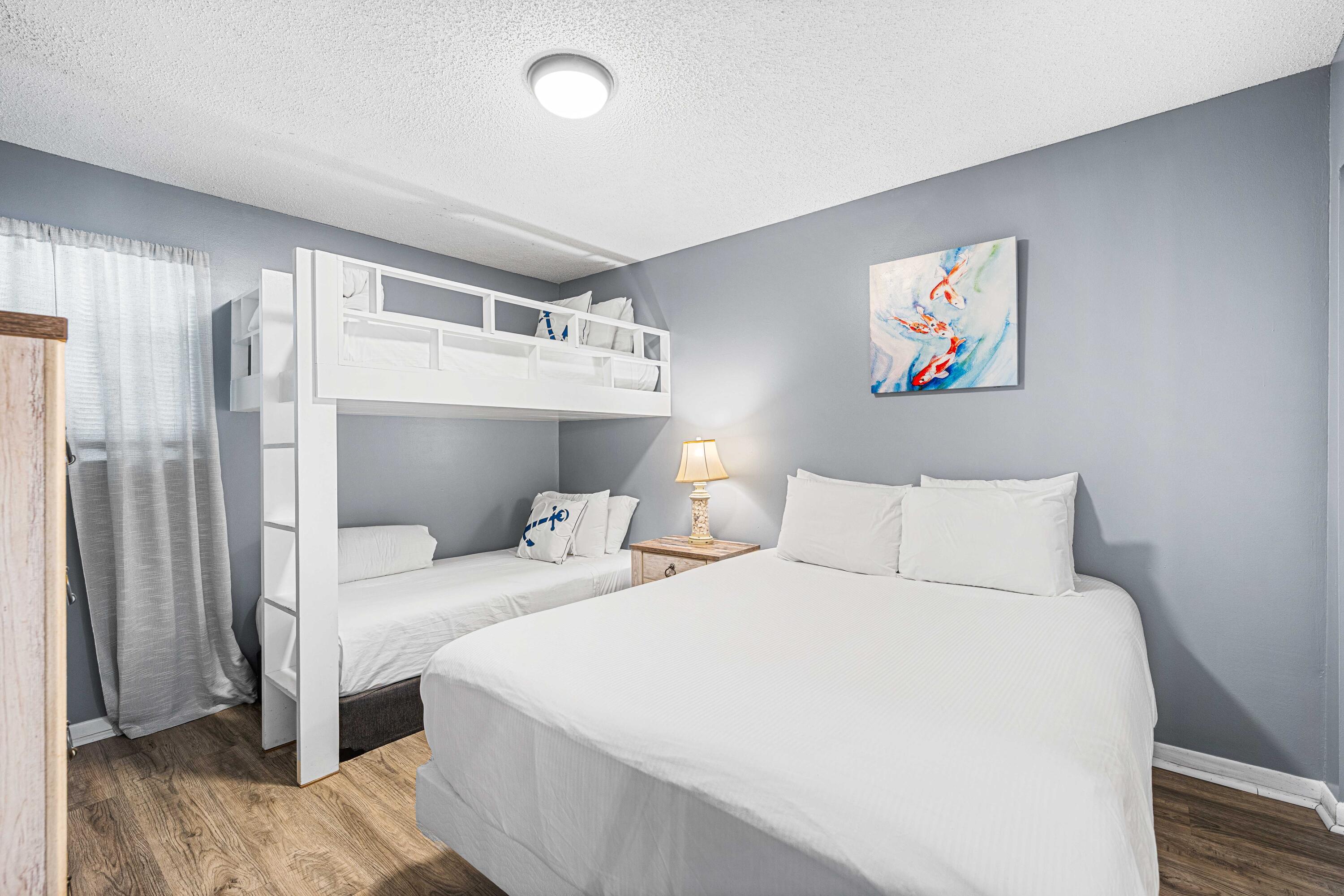 TRADEWIND CONDOS - Residential