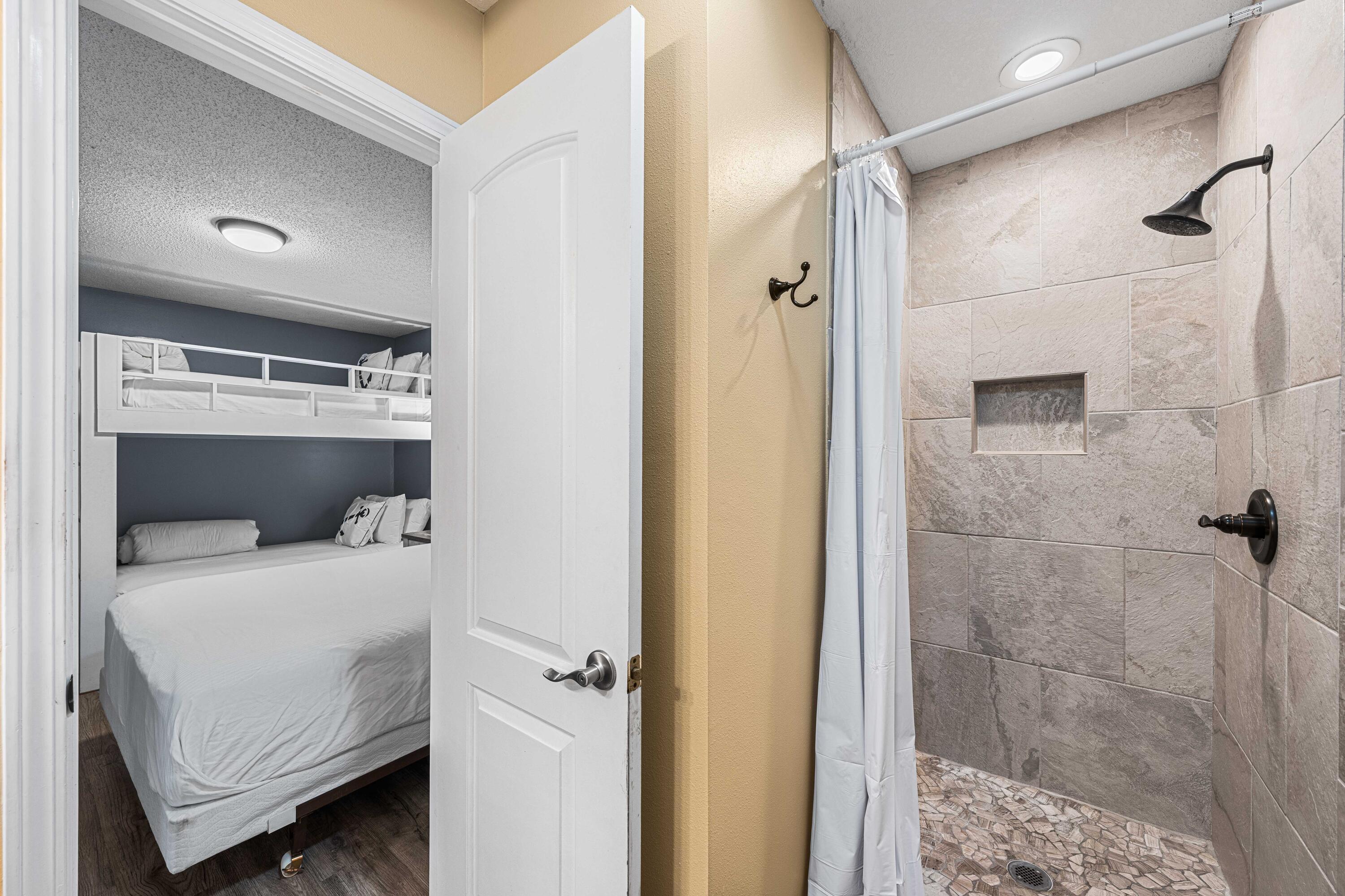 TRADEWIND CONDOS - Residential