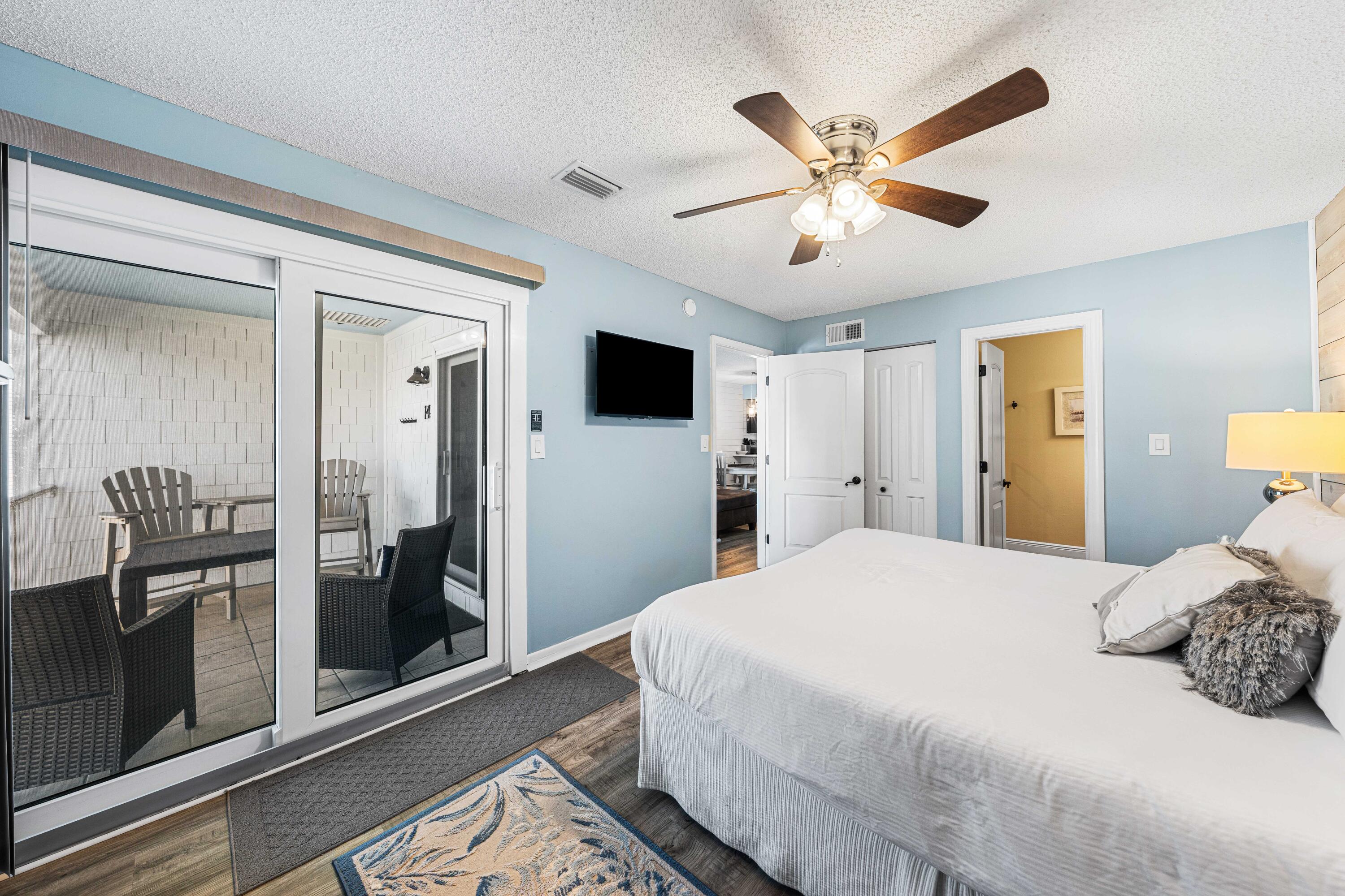 TRADEWIND CONDOS - Residential