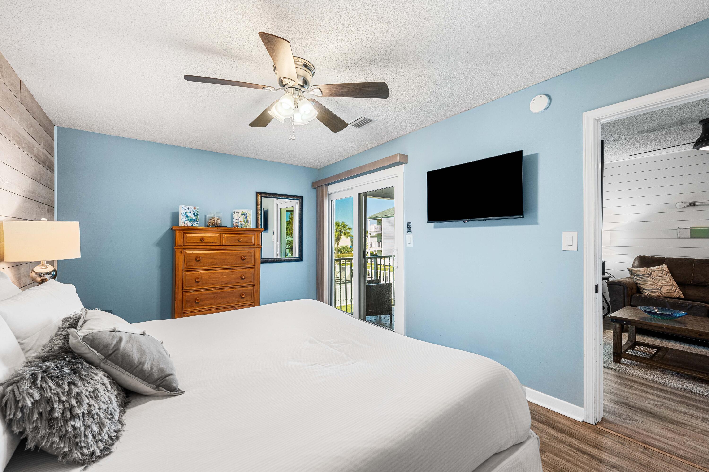 TRADEWIND CONDOS - Residential