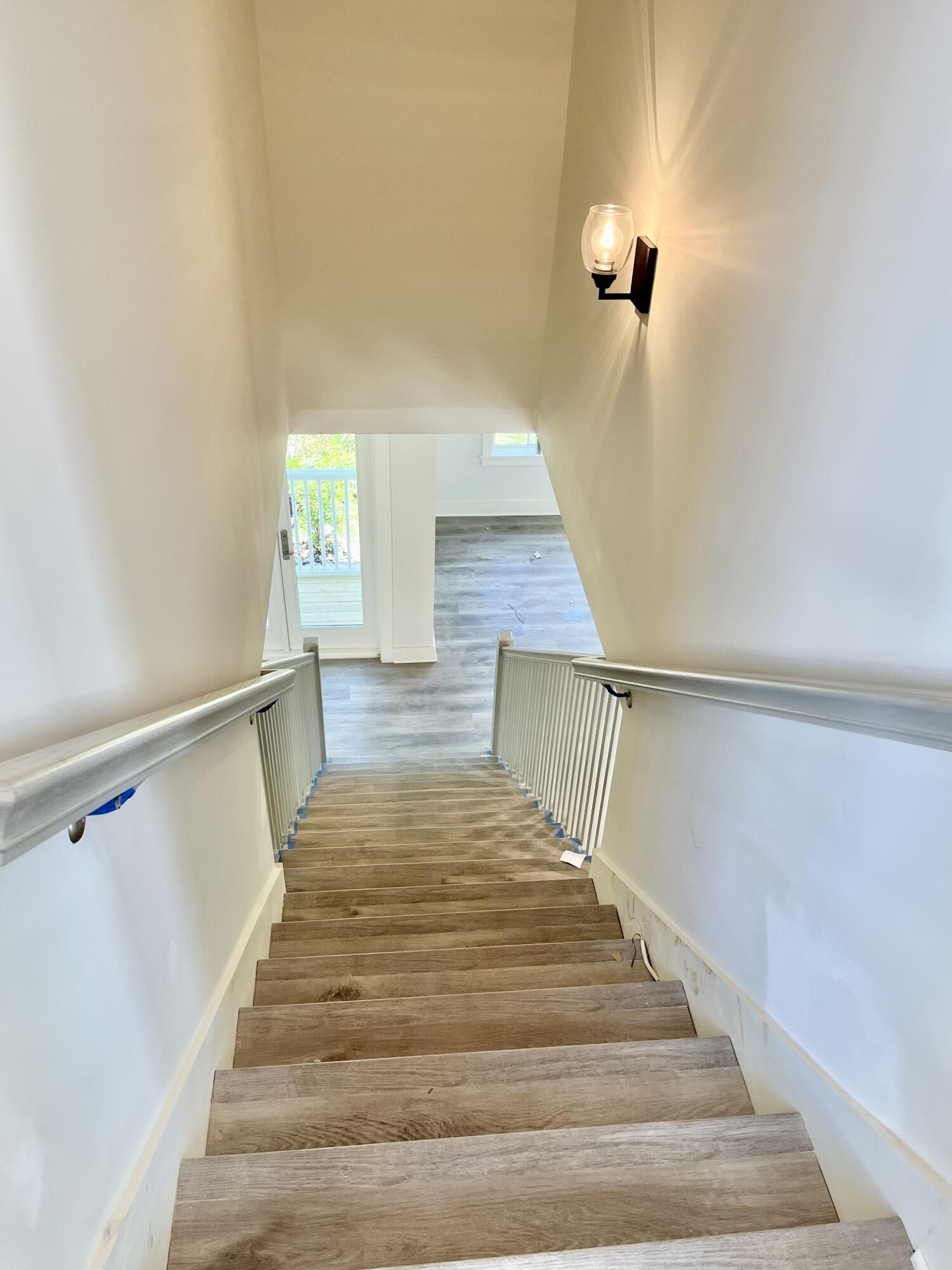 TREETOP VILLAGE - Residential