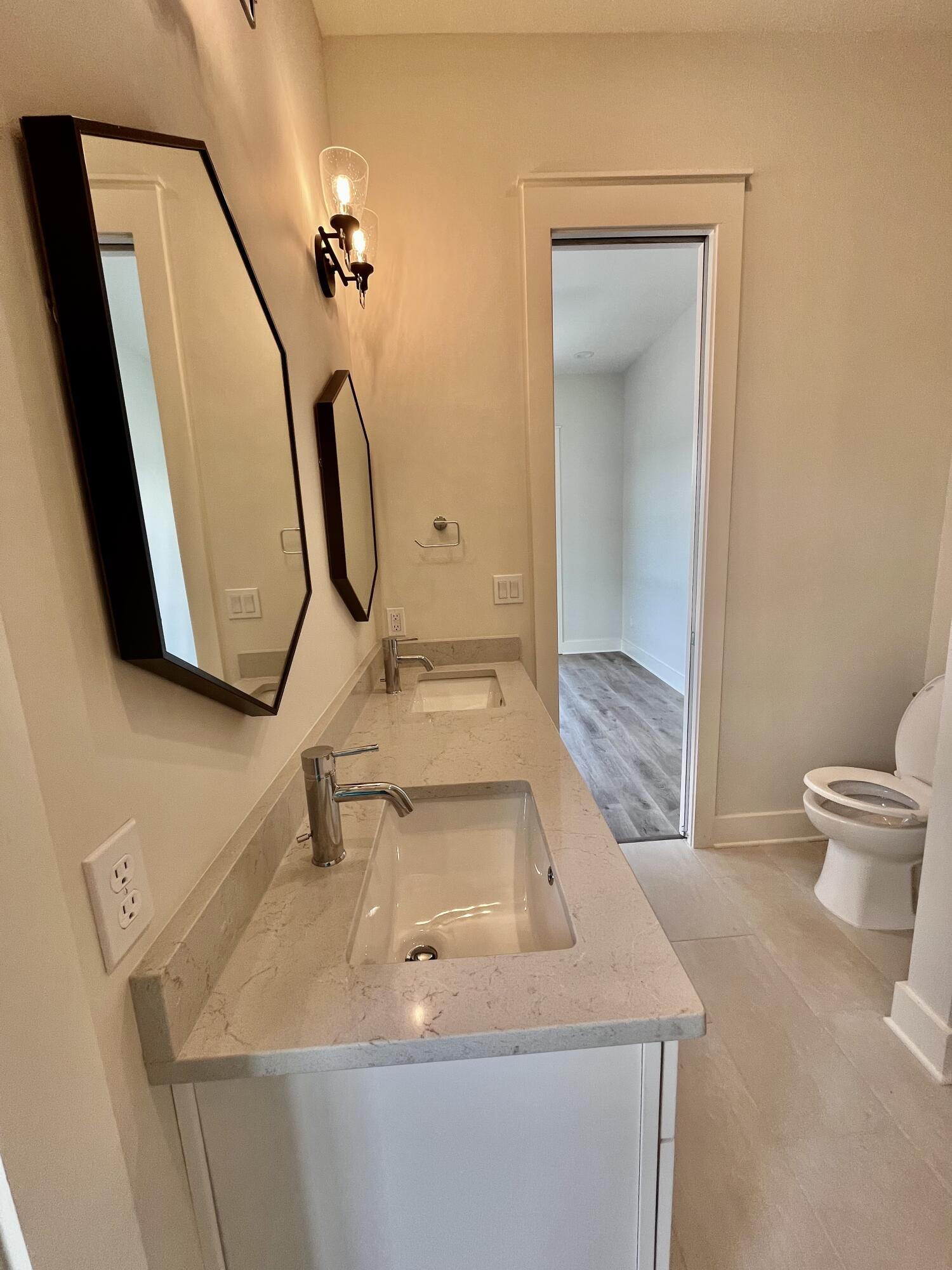 TREETOP VILLAGE - Residential