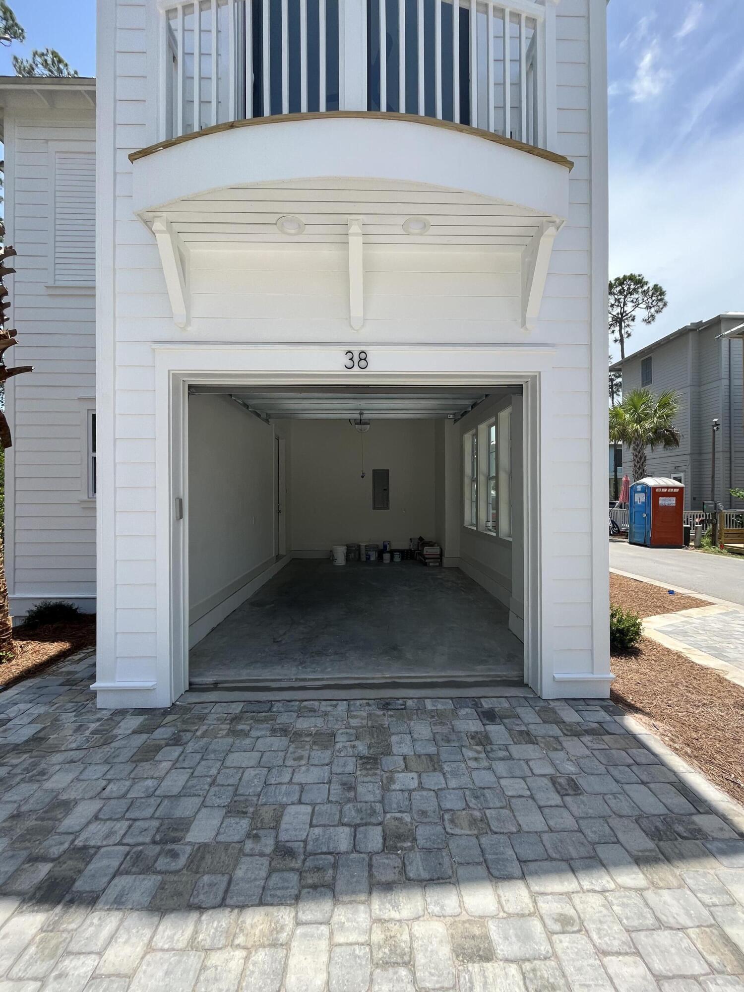 TREETOP VILLAGE - Residential