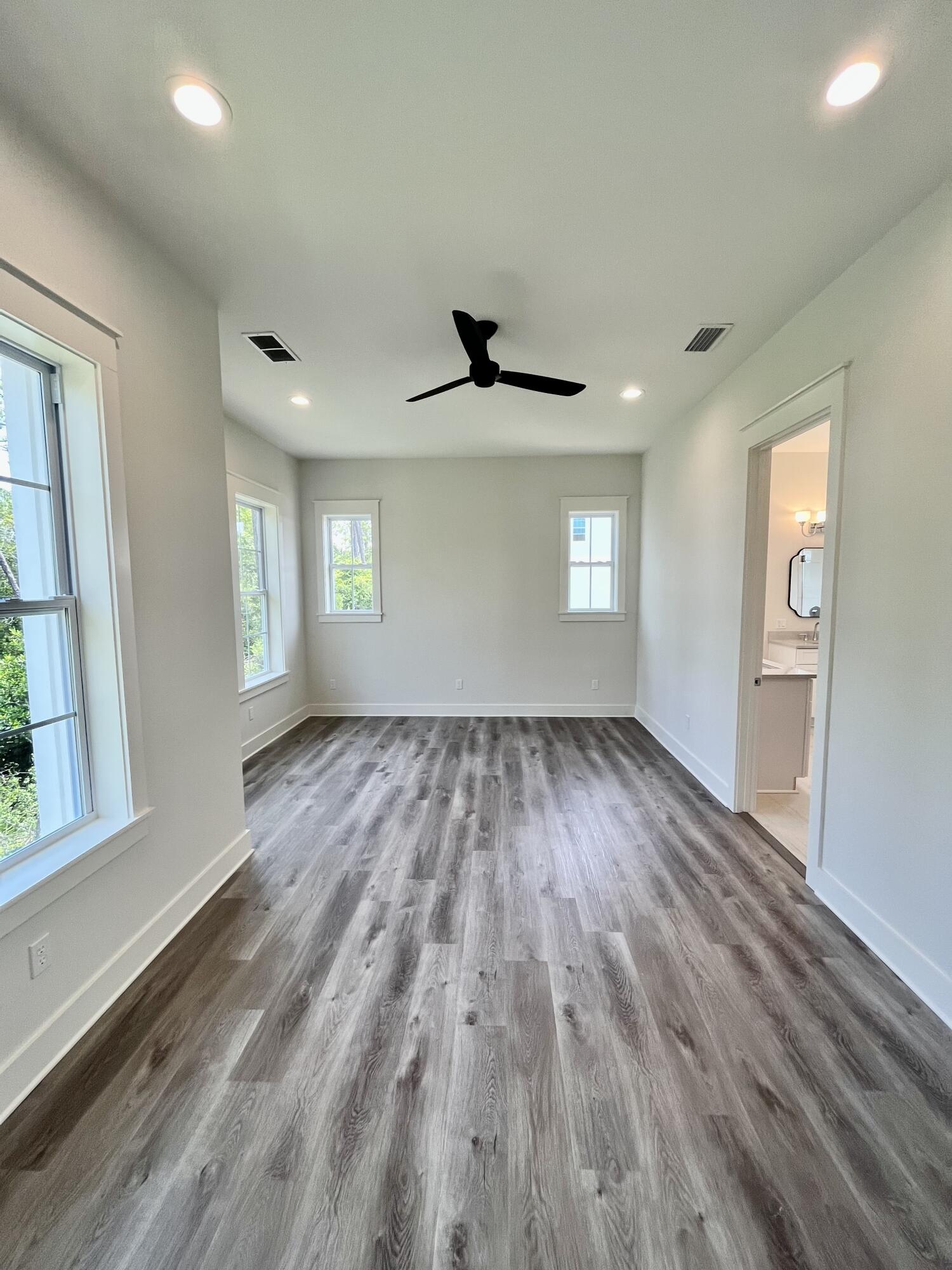 TREETOP VILLAGE - Residential