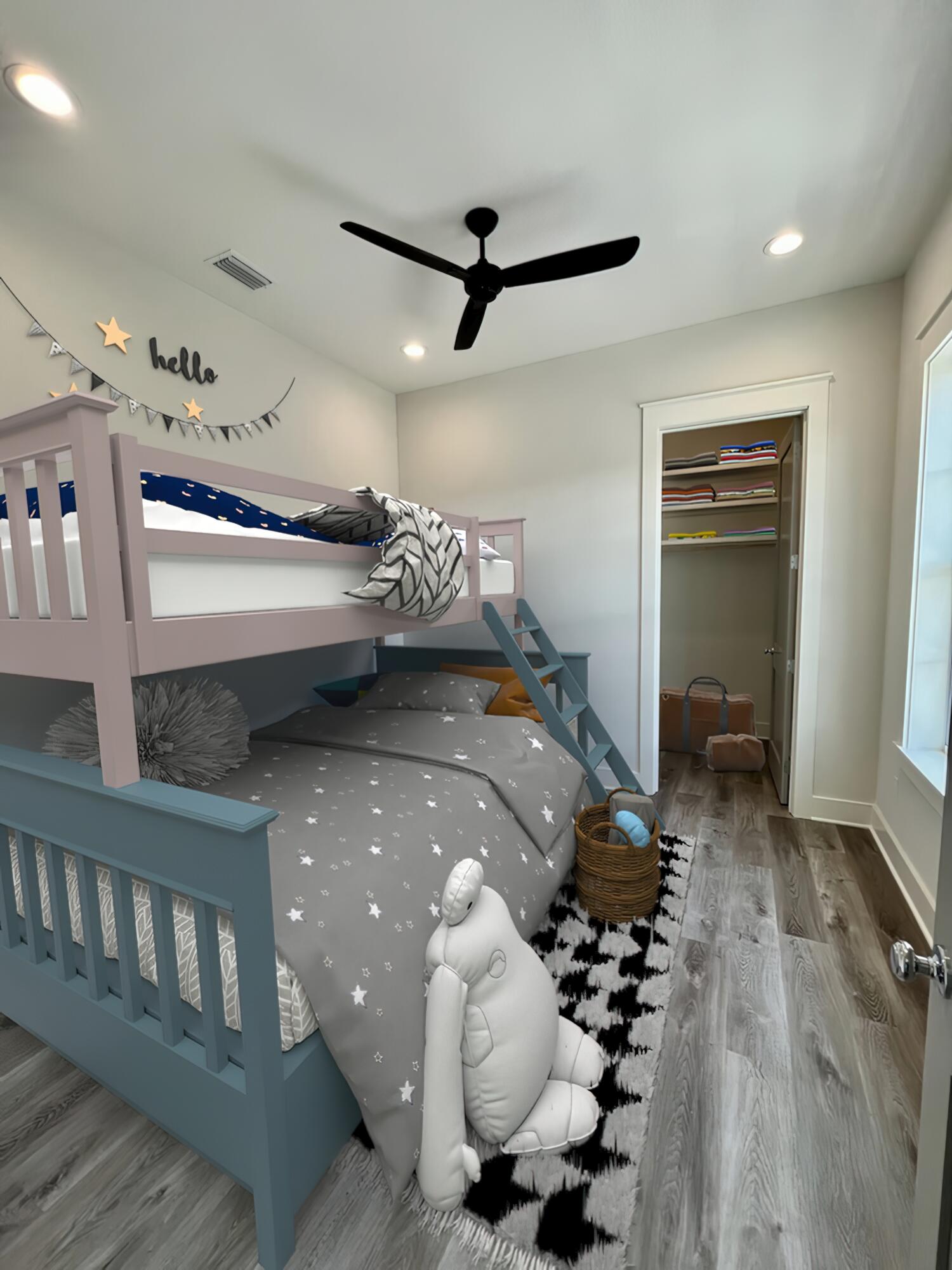 TREETOP VILLAGE - Residential