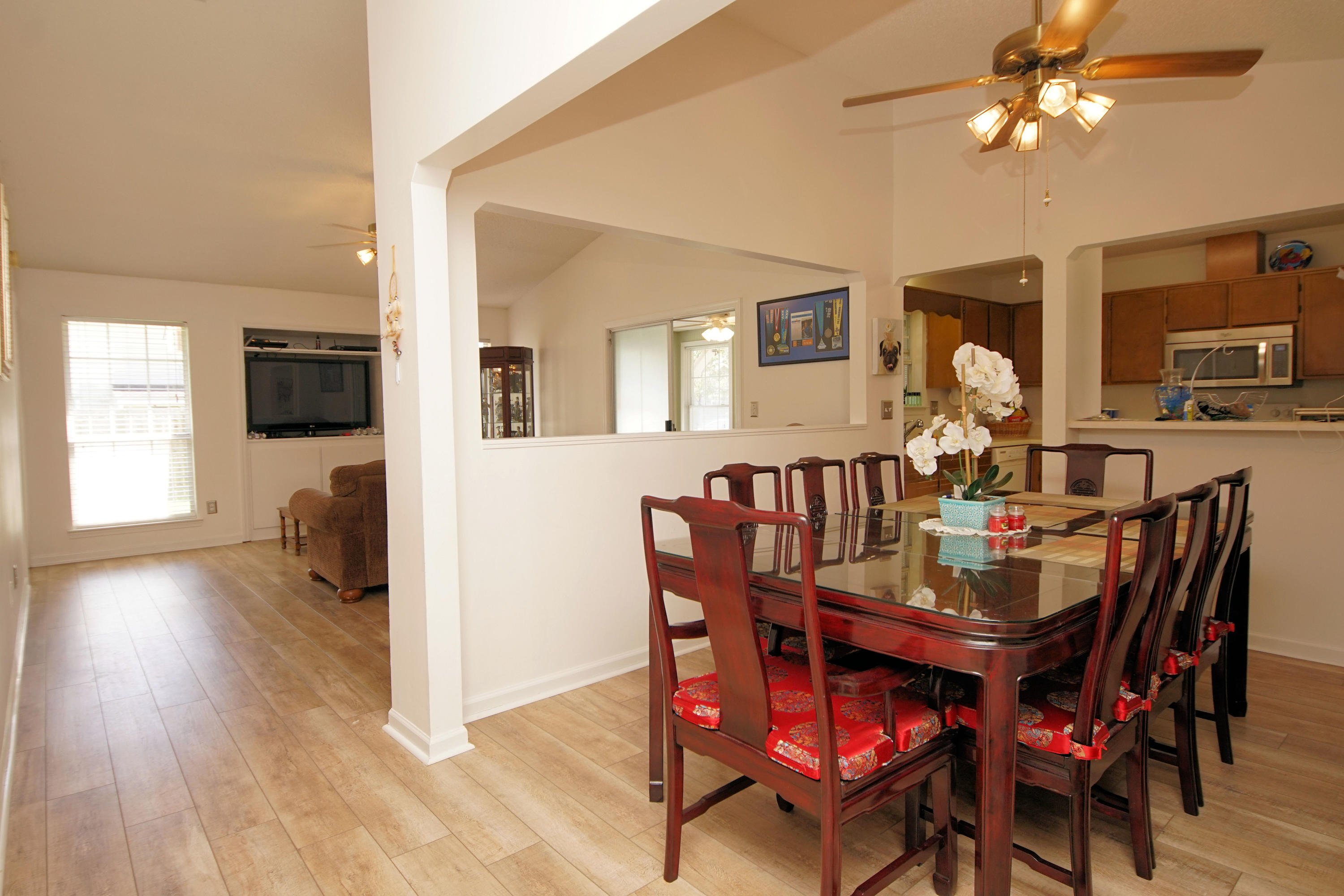 HOLLYROD PARK - Residential