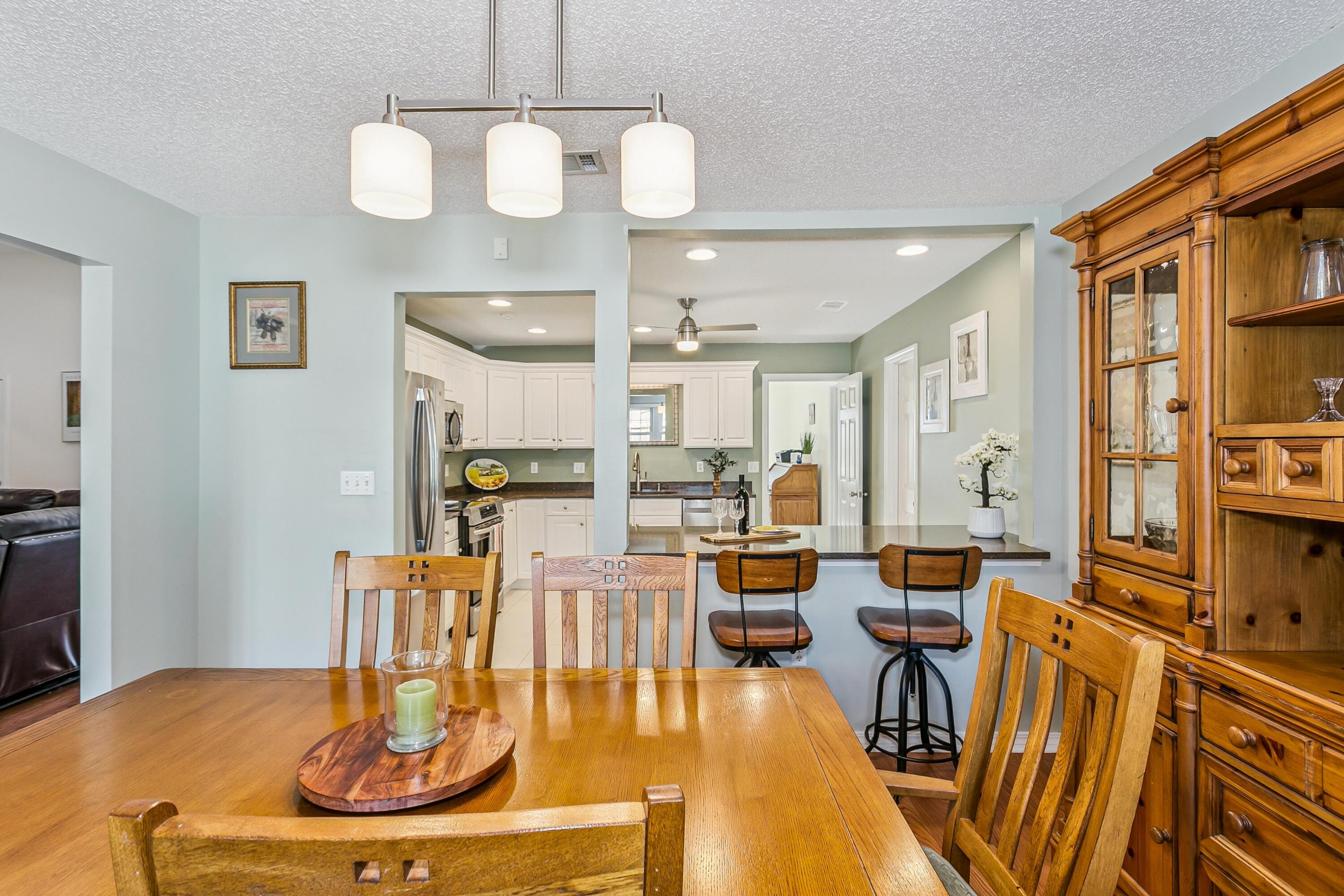 SOUTHMINSTER VILLAGE - Residential