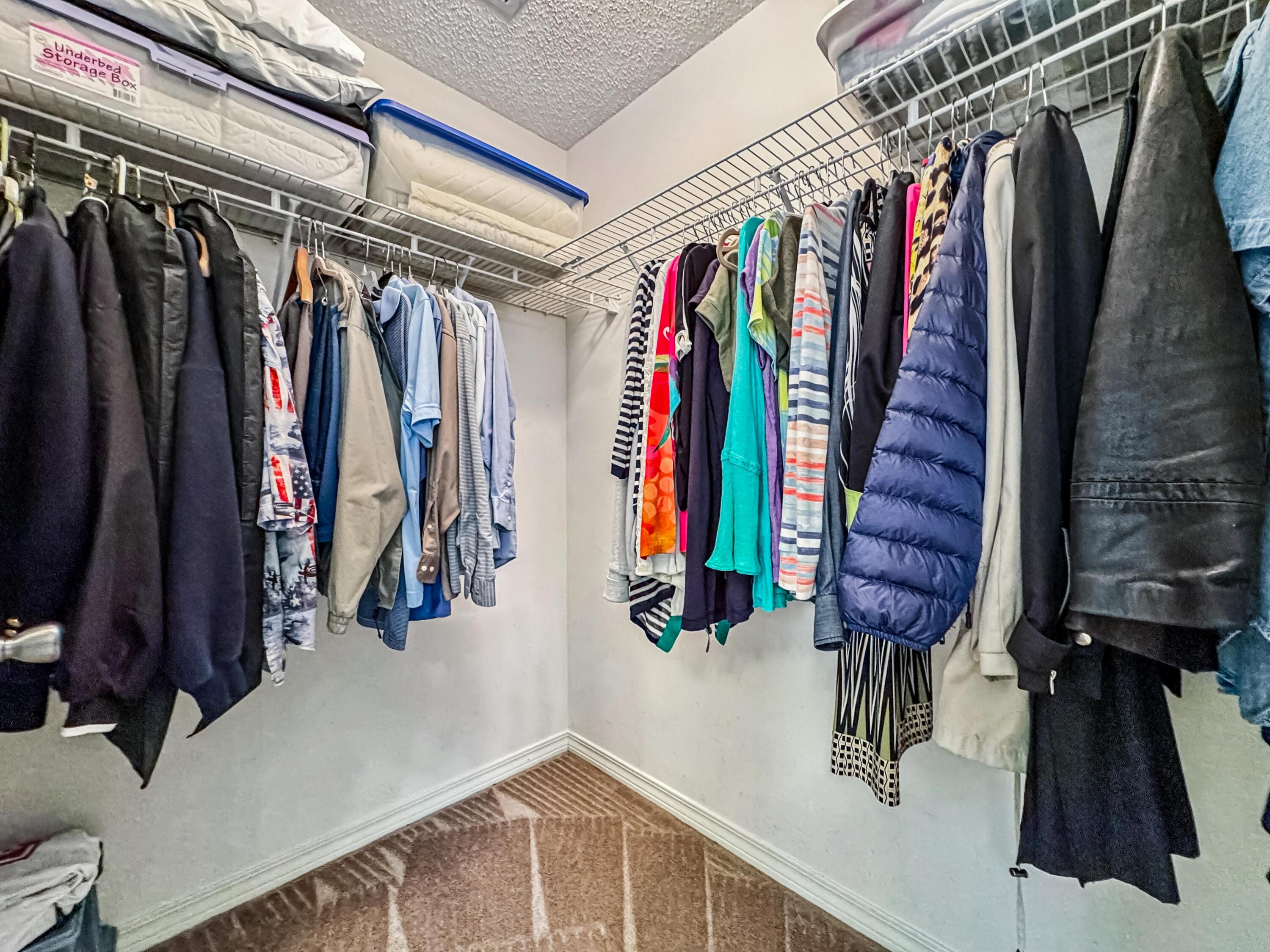 SOUTHMINSTER VILLAGE - Residential