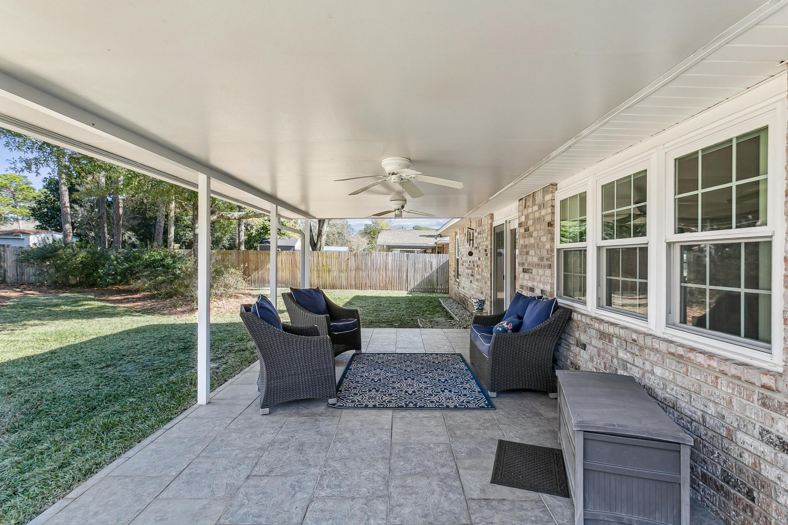 SOUTHMINSTER VILLAGE - Residential