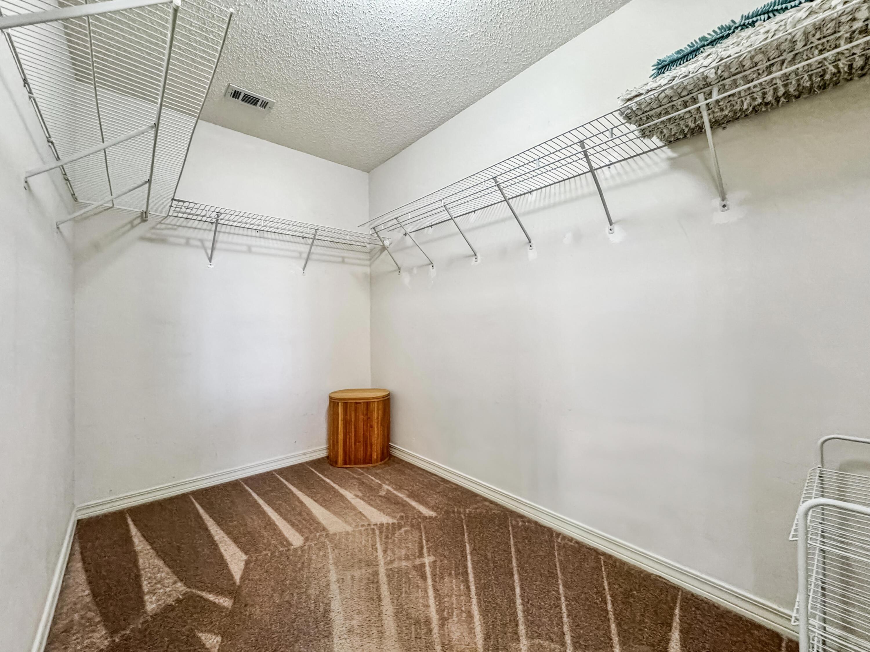 SOUTHMINSTER VILLAGE - Residential