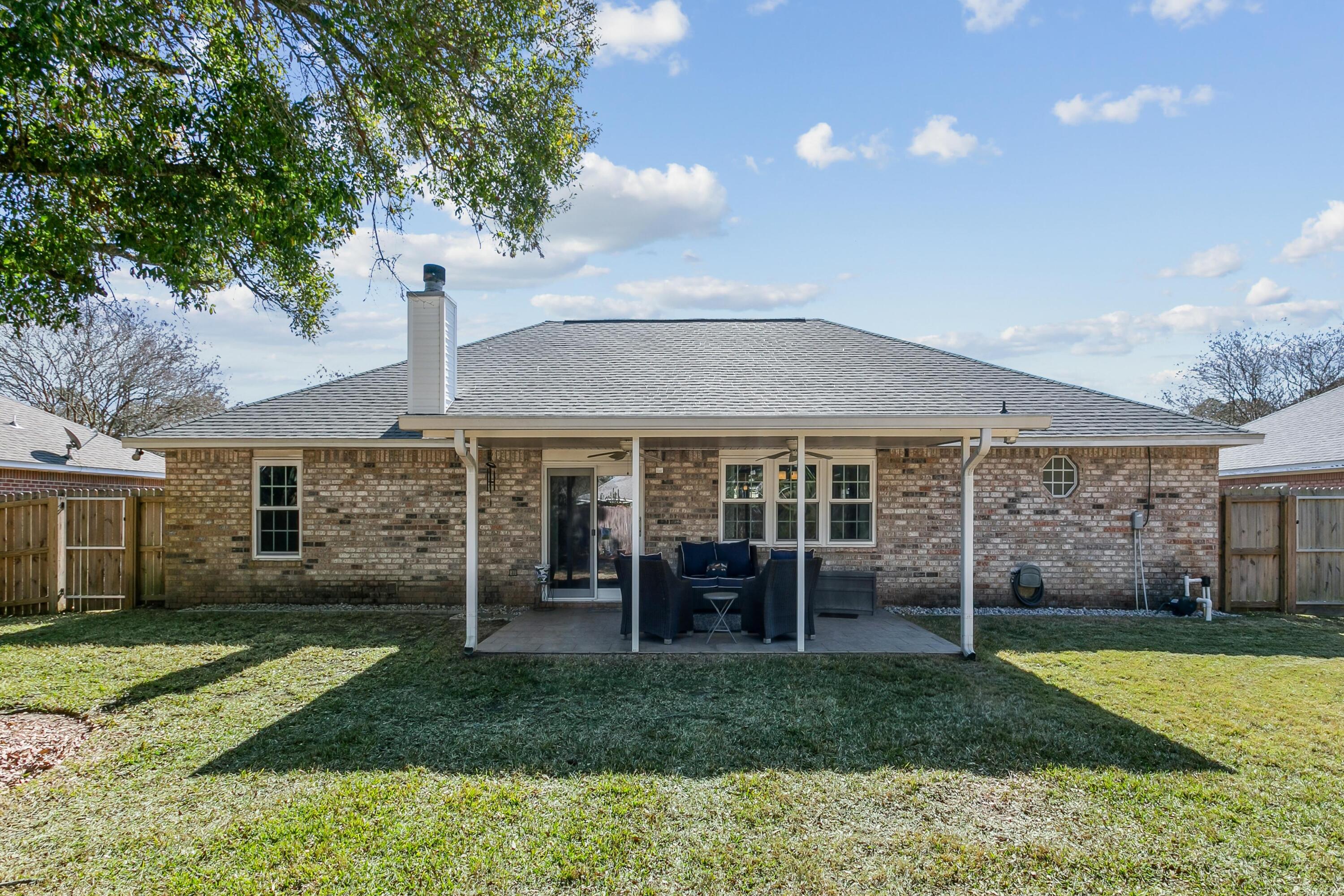 SOUTHMINSTER VILLAGE - Residential