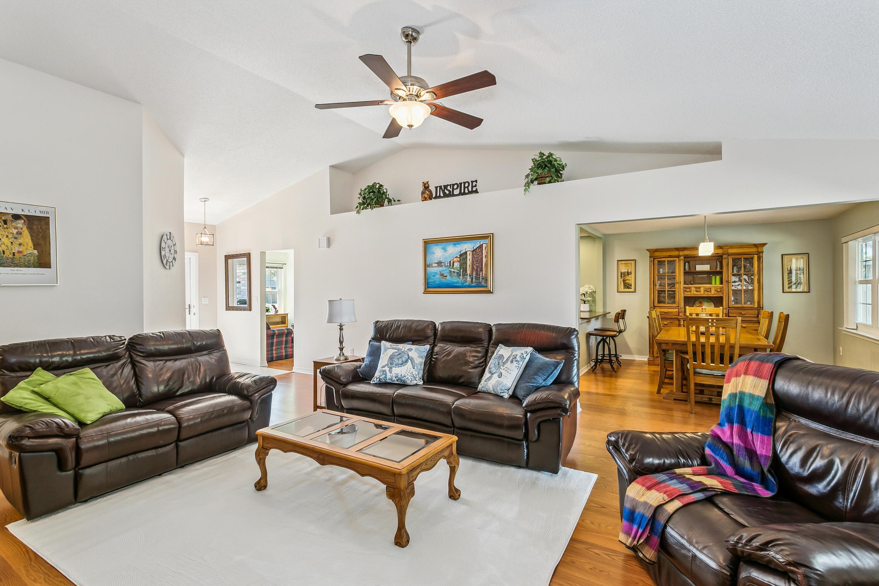 SOUTHMINSTER VILLAGE - Residential