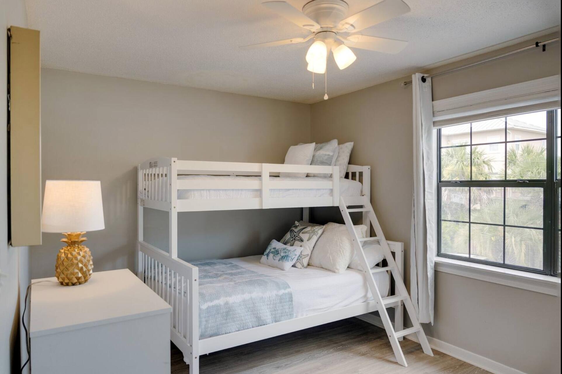 SUMMER HAVEN NORTH T/H - Residential Lease