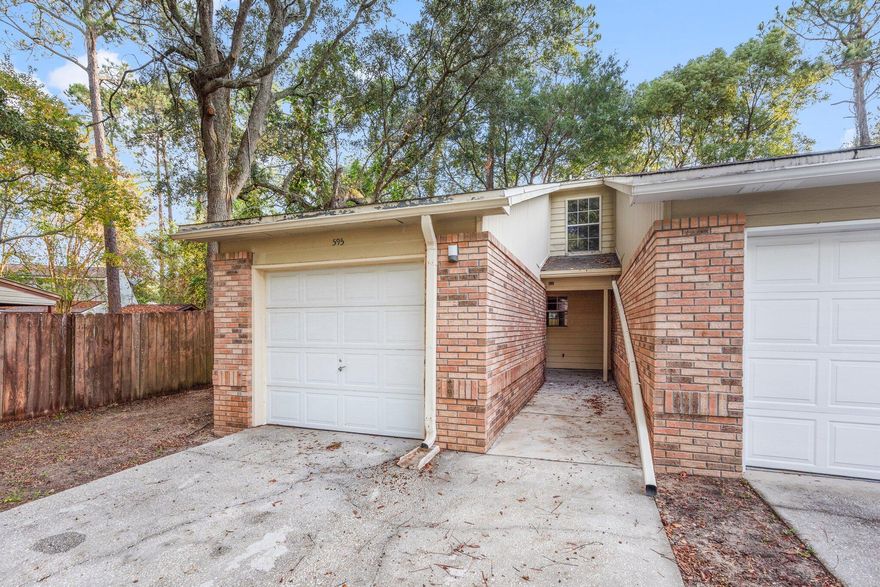 This cozy townhouse in Fort Walton Beach features 2 bedrooms and 1.5 bathrooms, perfect for those seeking a low-maintenance lifestyle with ample space for comfortable living. Situated as an end unit, you'll enjoy added privacy and tranquility. The convenient location of this townhouse ensures easy access to all the amenities and attractions Fort Walton Beach has to offer. Step outside to relax on your own screened patio, providing a peaceful retreat to unwind after a long day. Contact us today to schedule a showing and make this your new home!