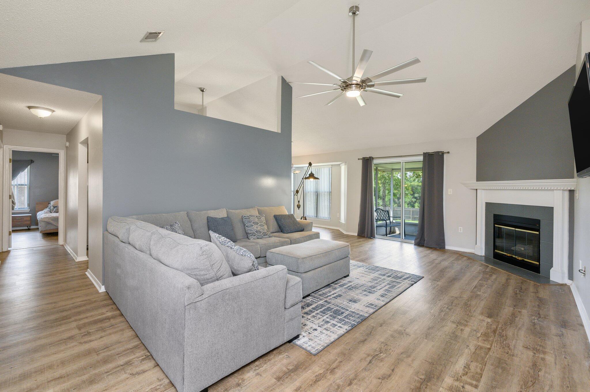 RIVERCHASE S/D PH 2 - Residential