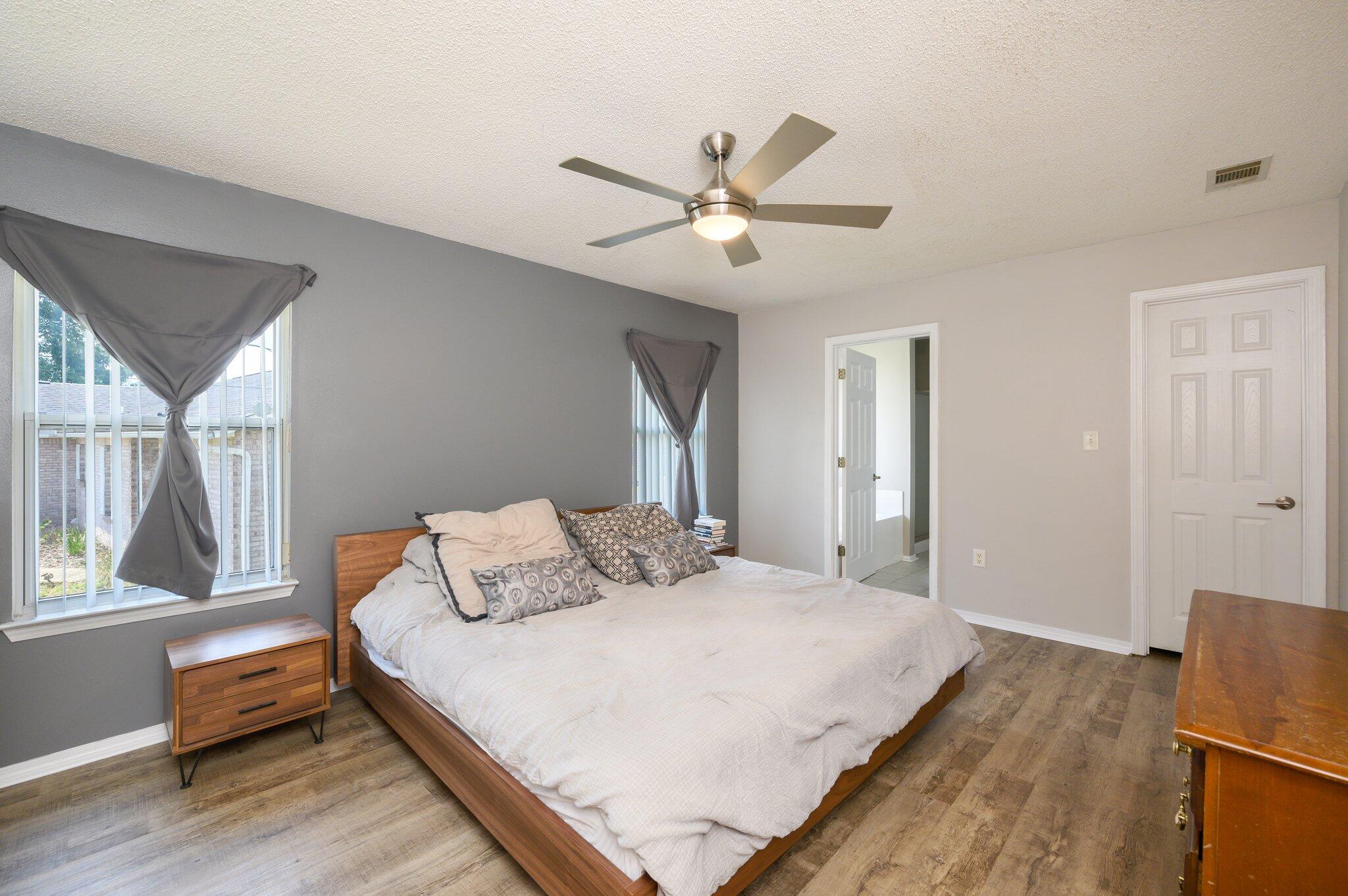 RIVERCHASE S/D PH 2 - Residential