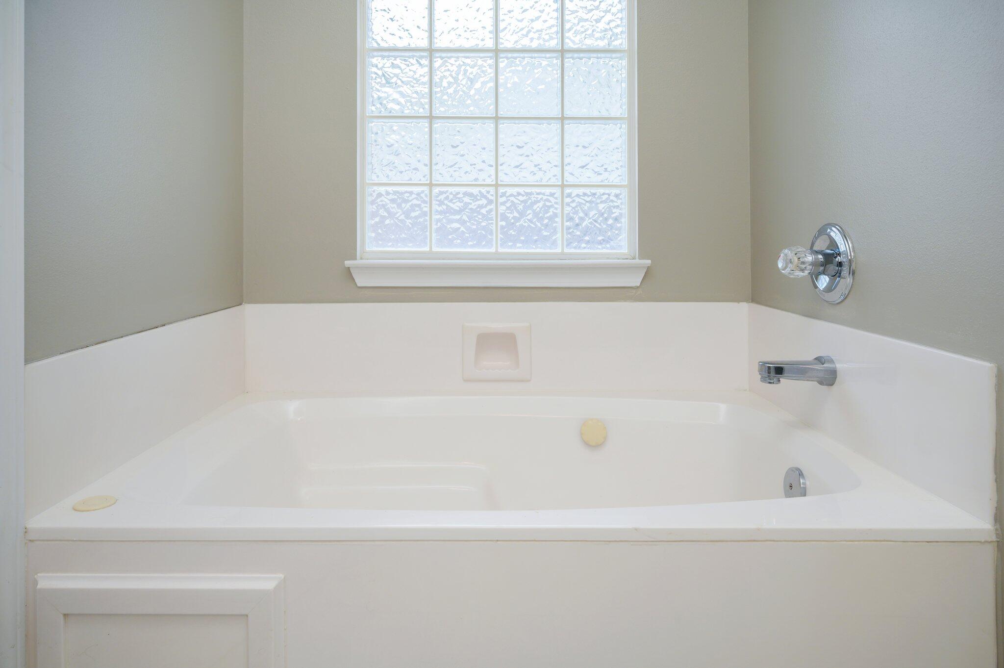 RIVERCHASE S/D PH 2 - Residential