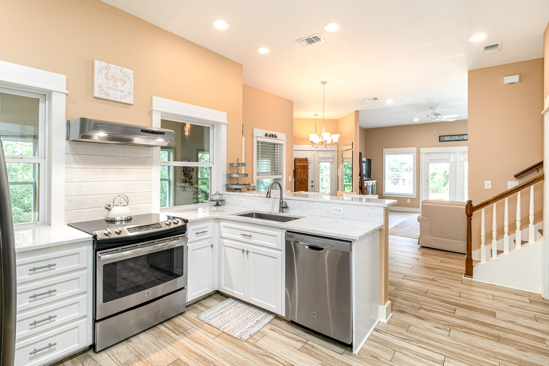 BEACH HIGHLAND 1ST ADD - Residential