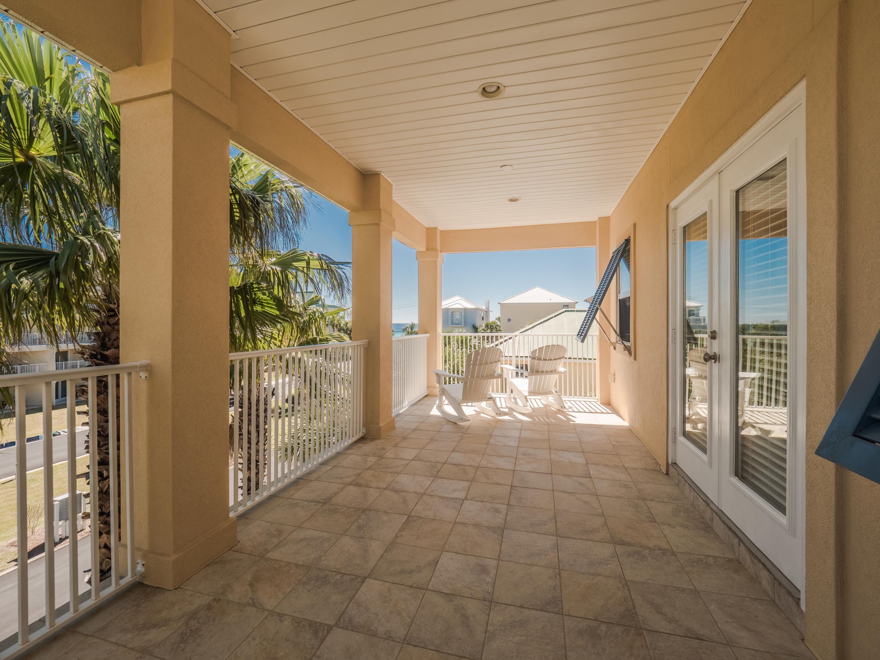 MARAVILLA SHORES - Residential
