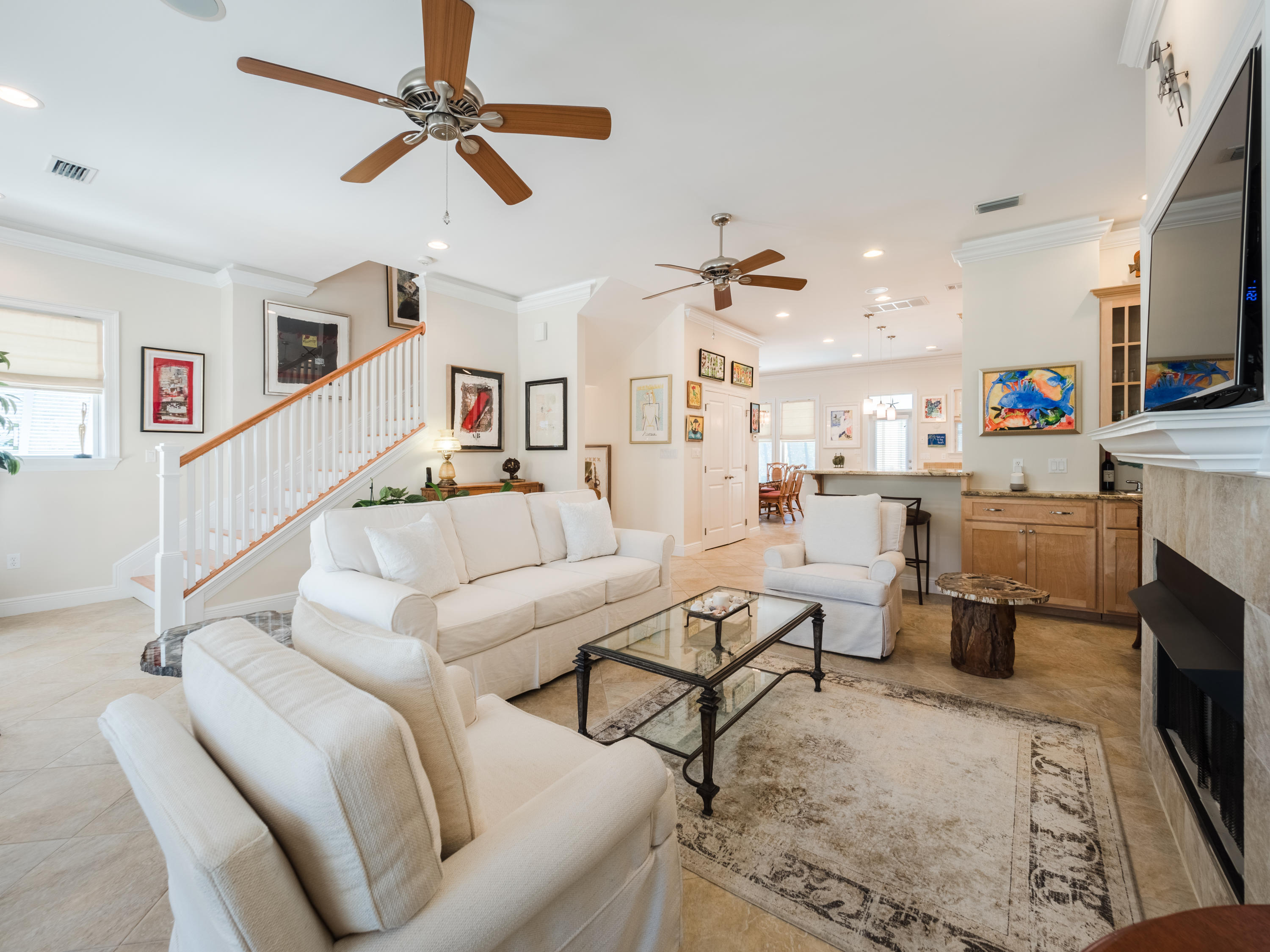 MARAVILLA SHORES - Residential