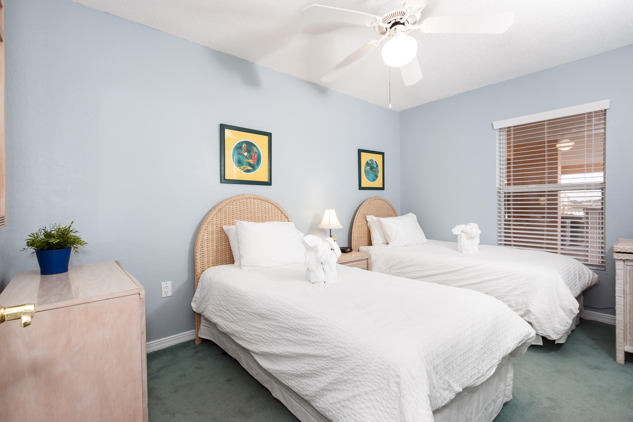 ISLANDER BEACH RESORT PH 2 - Residential