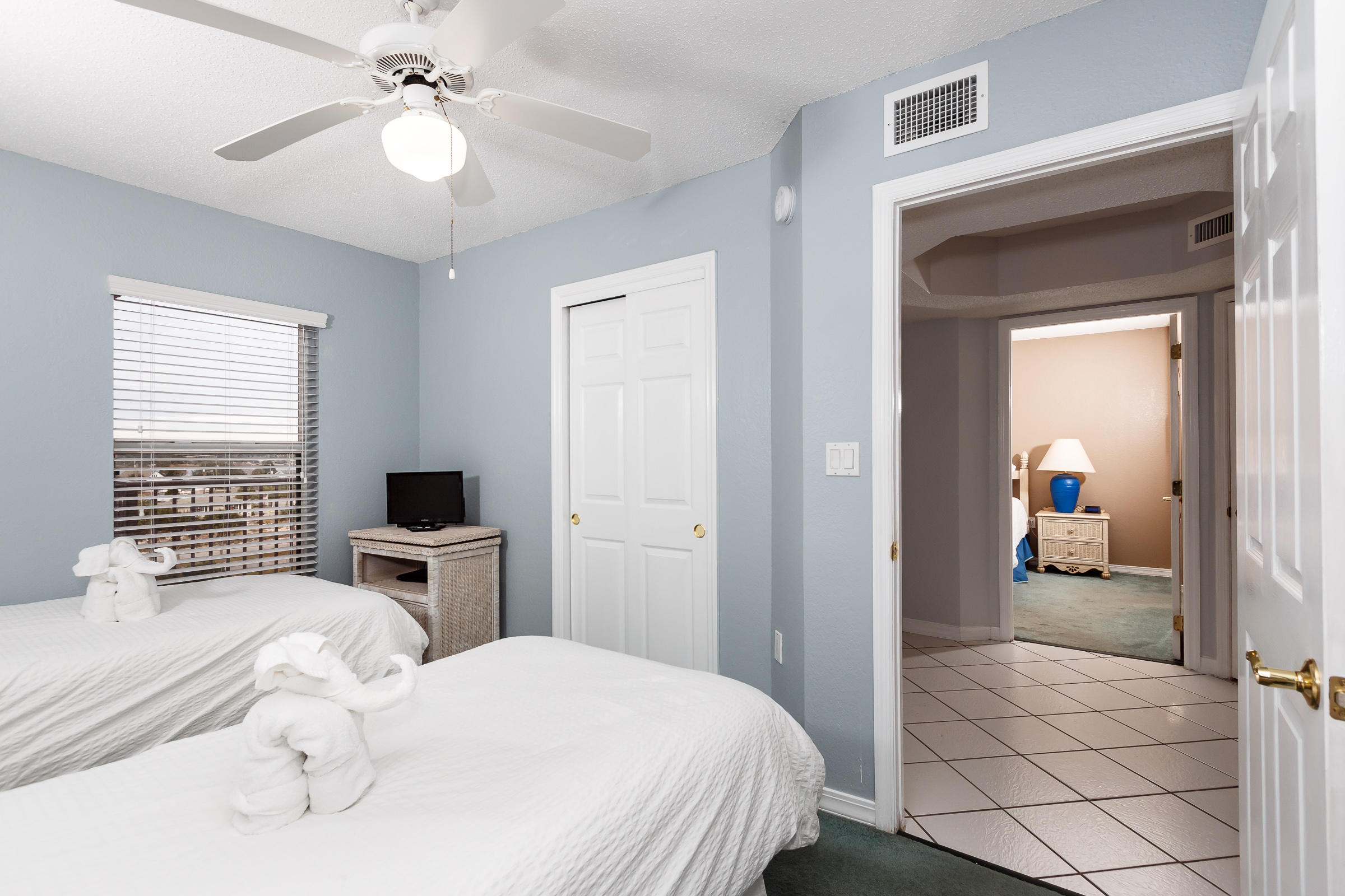 ISLANDER BEACH RESORT PH 2 - Residential