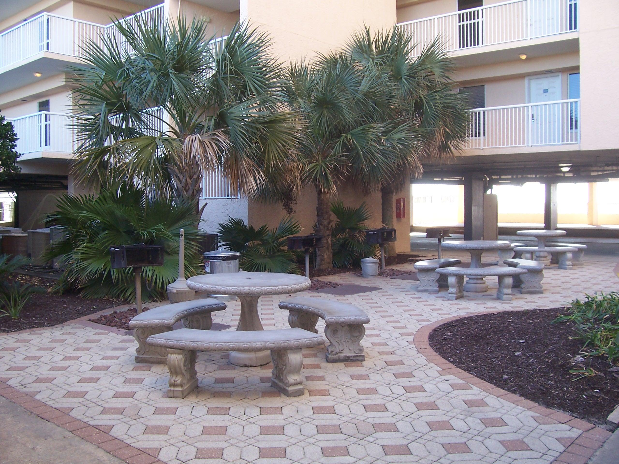 ISLANDER BEACH RESORT PH 2 - Residential
