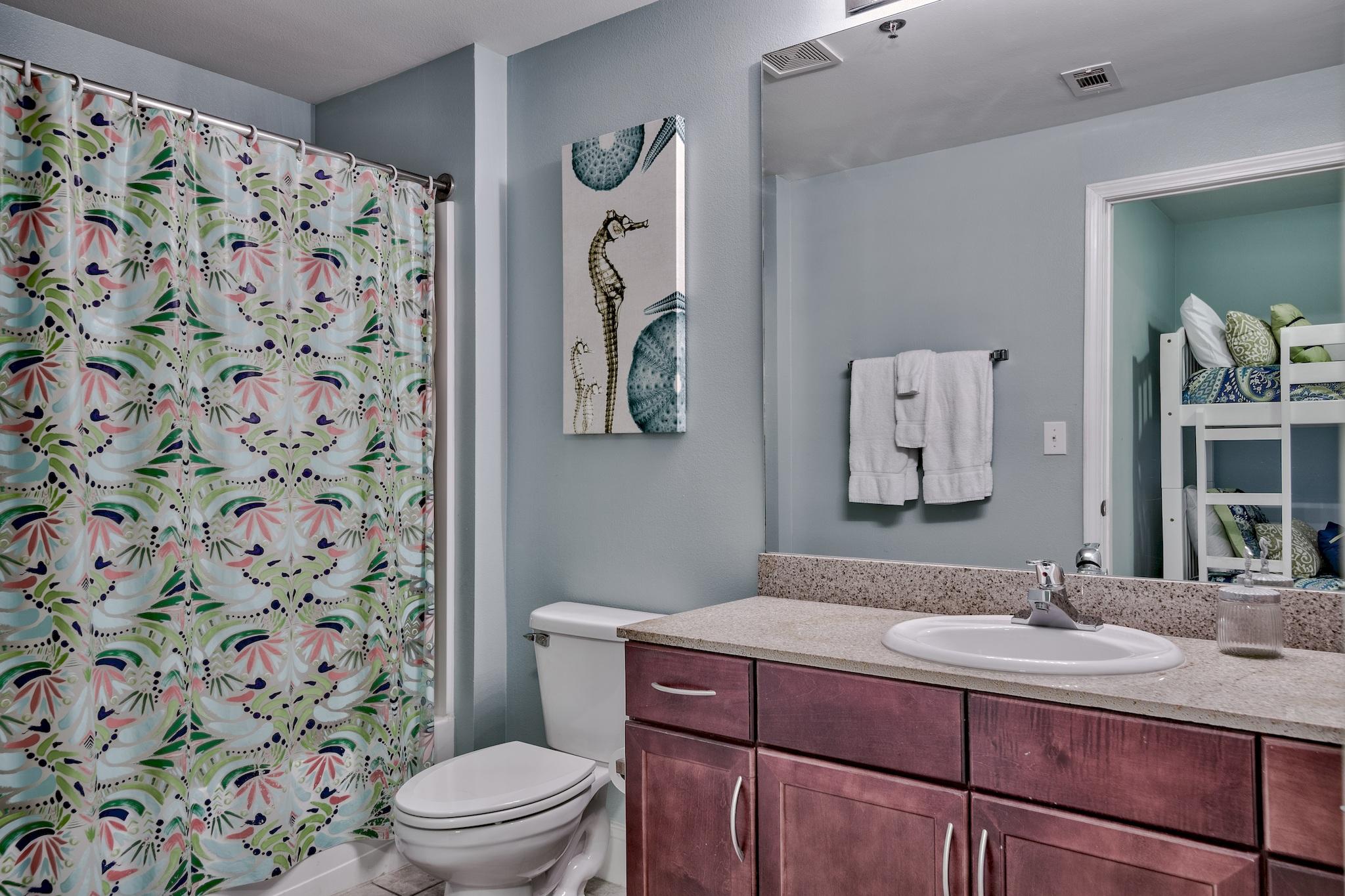 Laketown Wharf - Residential