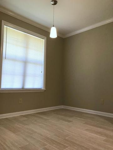 TOM KING ESTATES - Residential