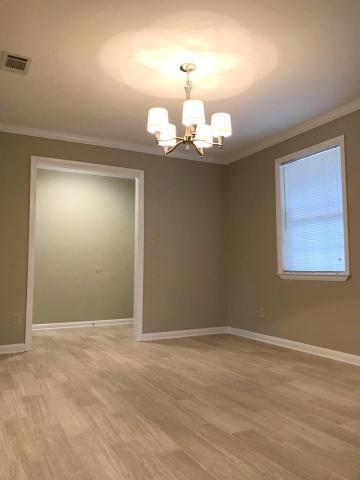 TOM KING ESTATES - Residential