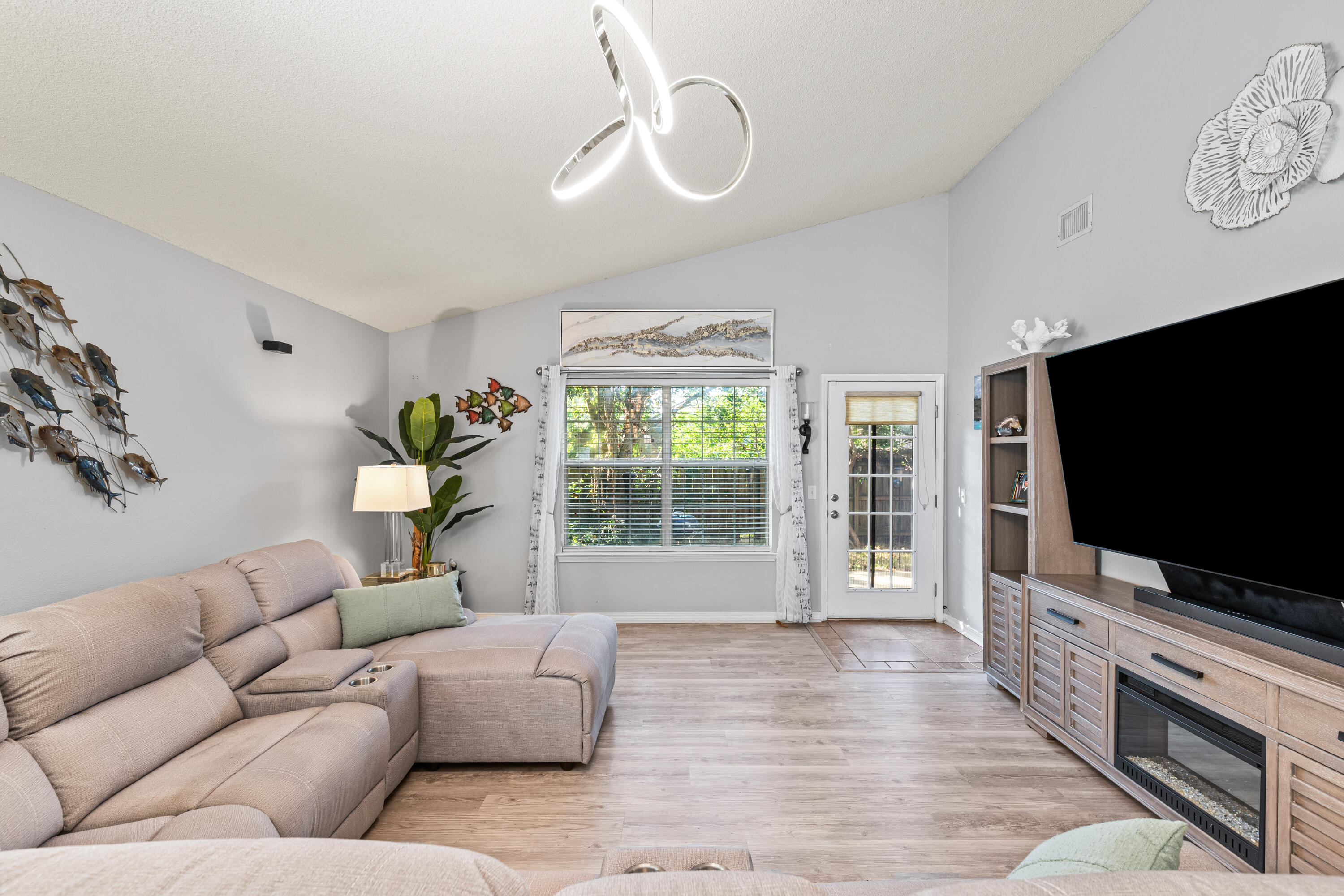 PARKER'S LANDING - Residential