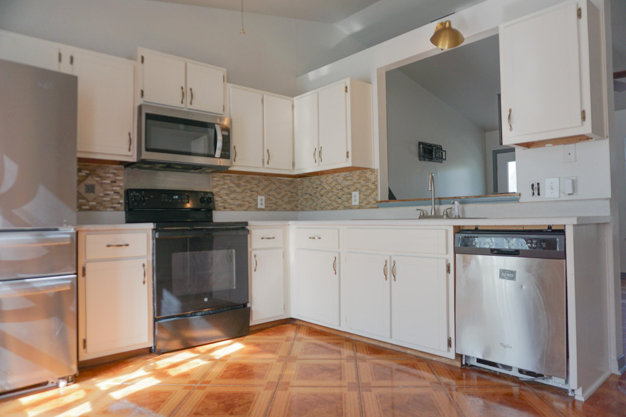 APLIN HEIGHTS S/D PH 2 - Residential Lease