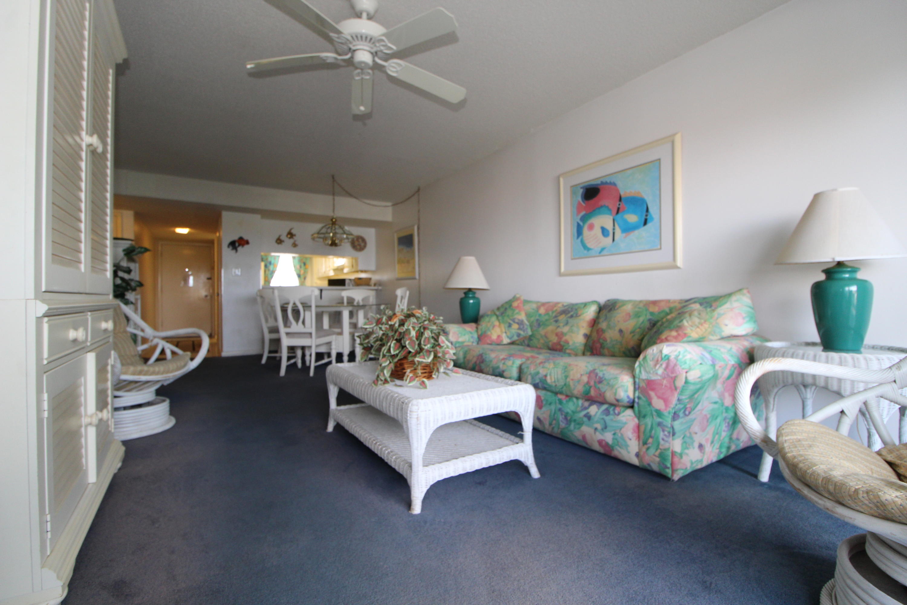 EL MATADOR CONDO - Residential