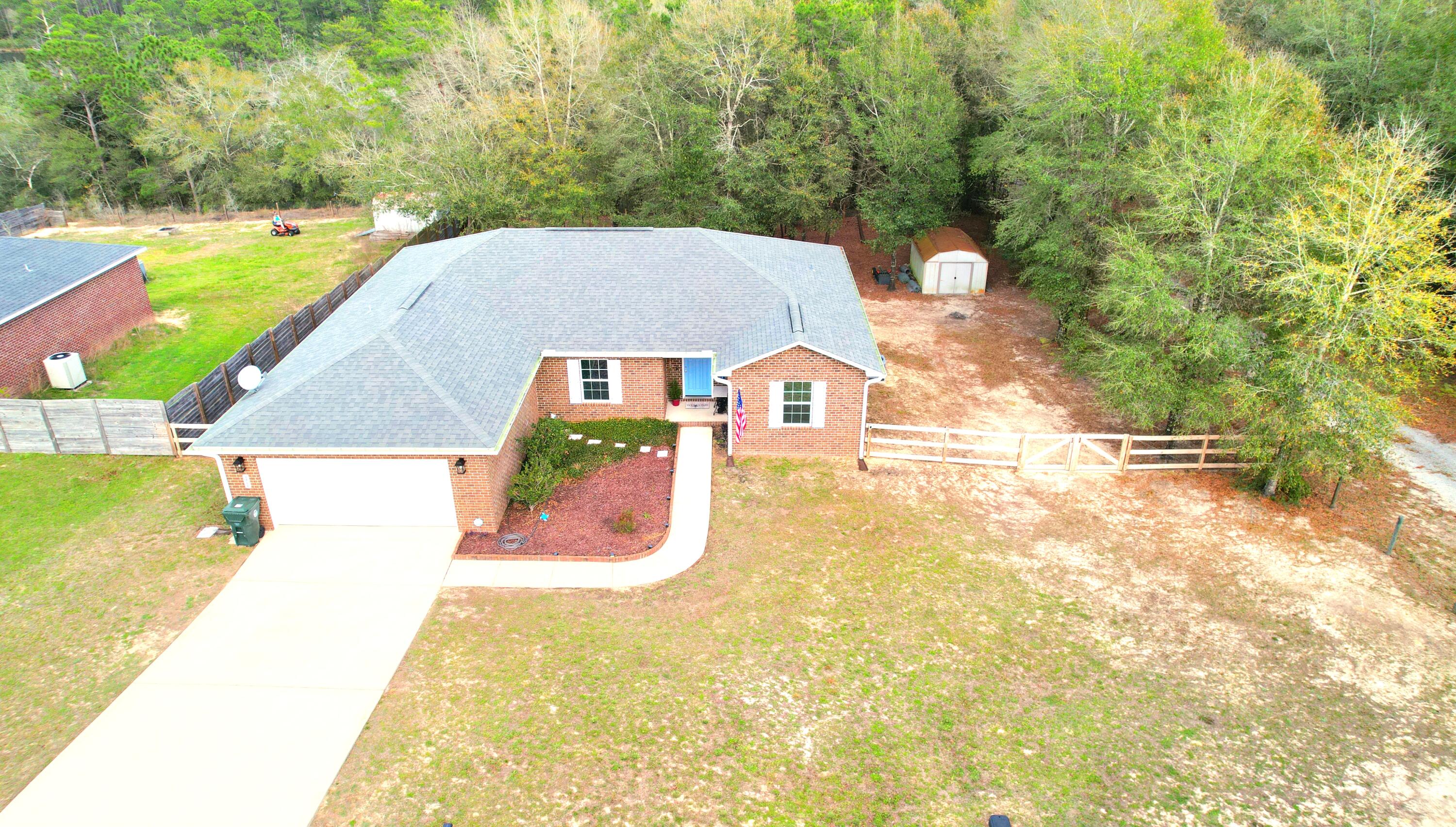 HIDDEN LAKES ESTATES - Residential