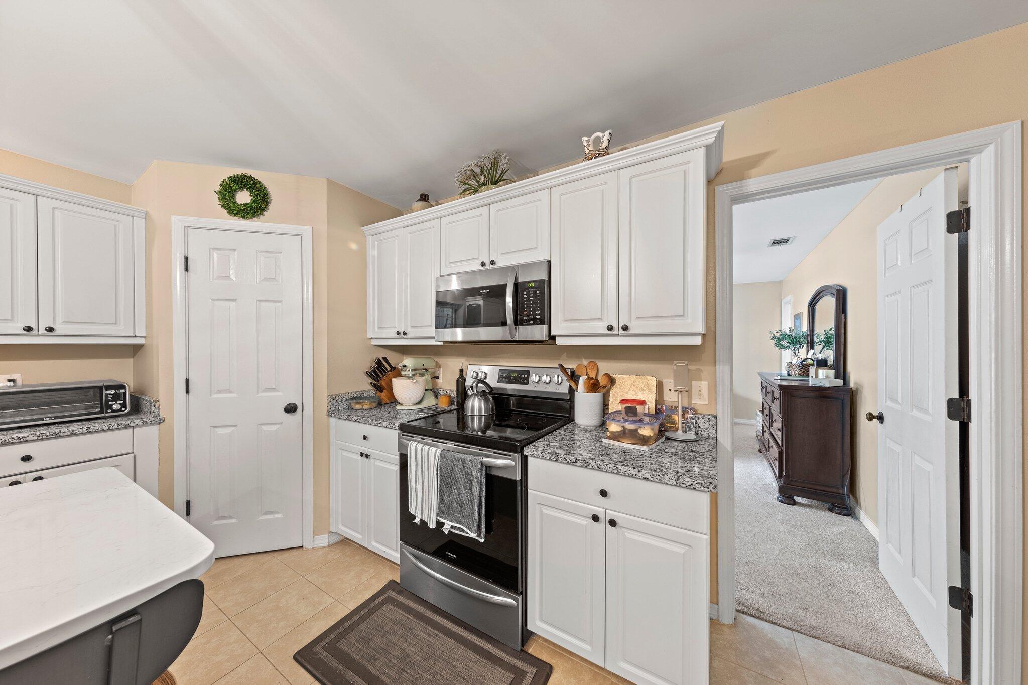 SOUTHMINSTER VILLAGE - Residential Lease