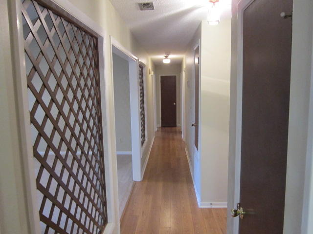 MARY ESTHER MANOR 1ST ADDN - Residential