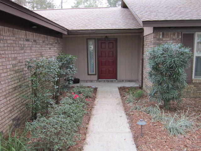 MARY ESTHER MANOR 1ST ADDN - Residential