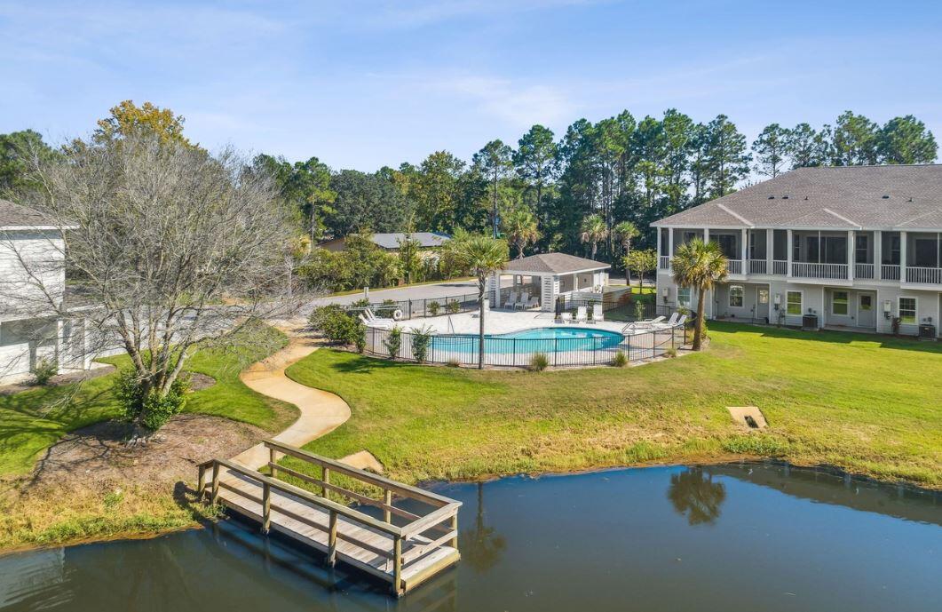 EASTERN LAKE - Residential